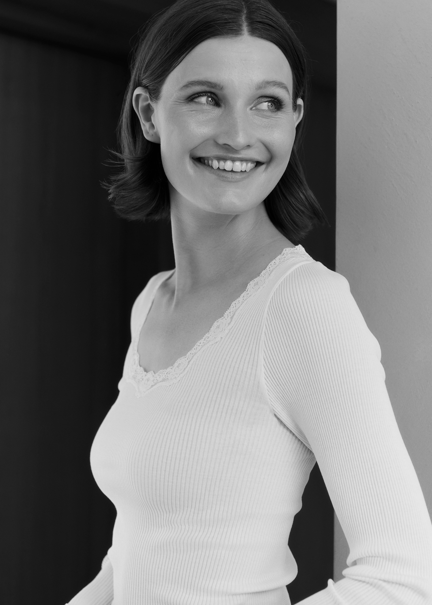 rosemunde Langarmshirt "Babette Silk Blouse", Rundhalsausschnitt mit Spitze günstig online kaufen