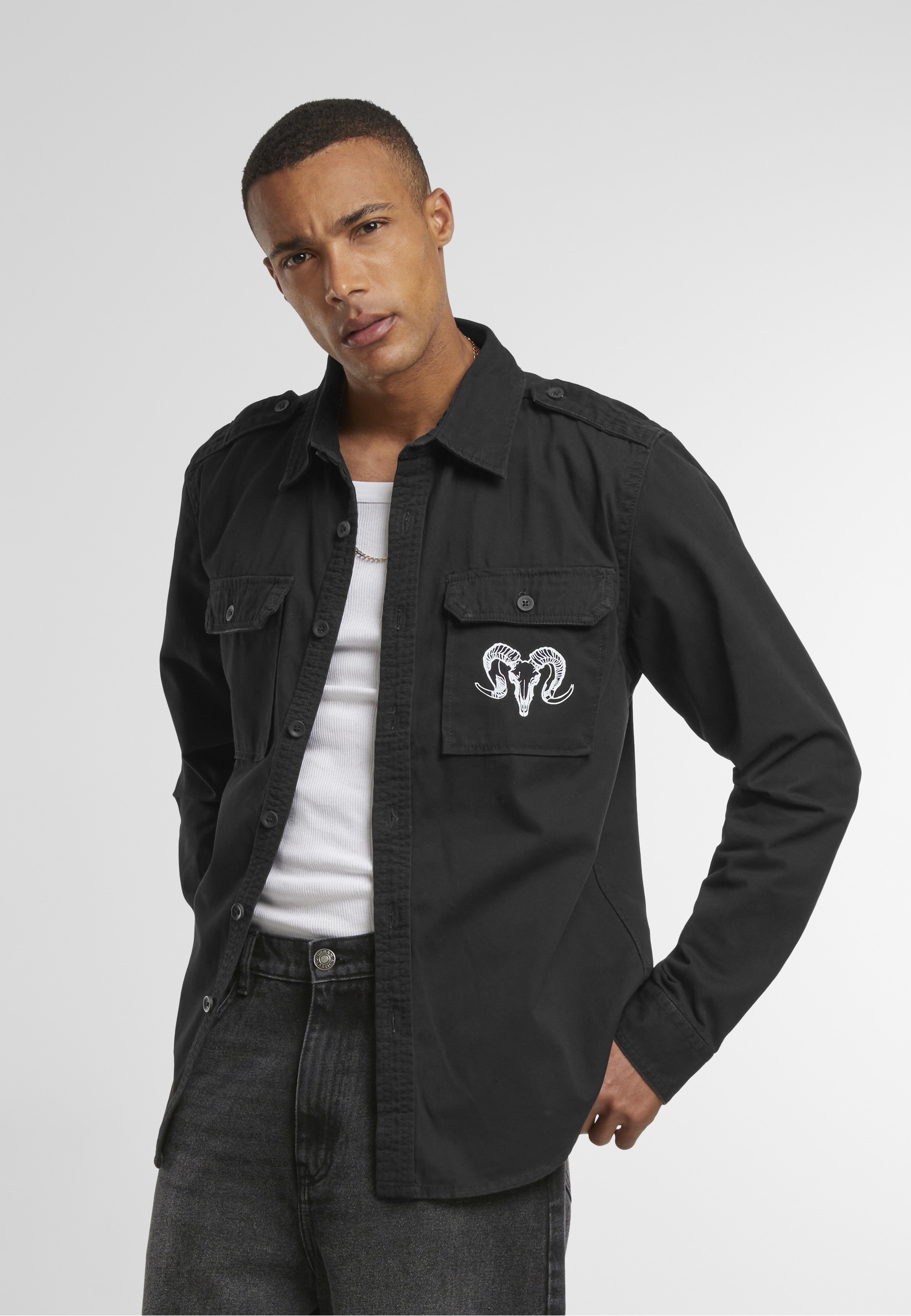 MisterTee Kurzarmshirt »MisterTee Capricorn Skull Shirt Longsleeve« 1 Stk.