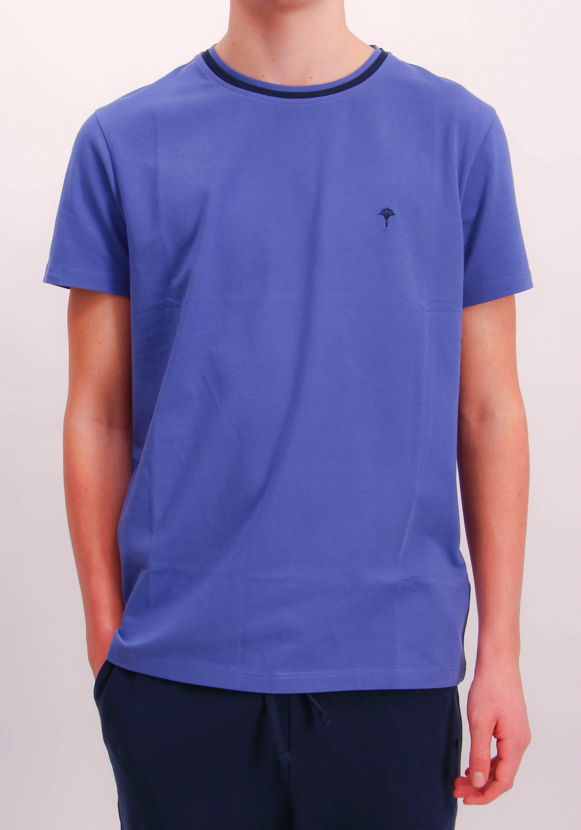 JOOP Pyjamaoberteil "T-Shirt" 1 tlg. Kontrastfarbiger Halsausschnitt günstig online kaufen