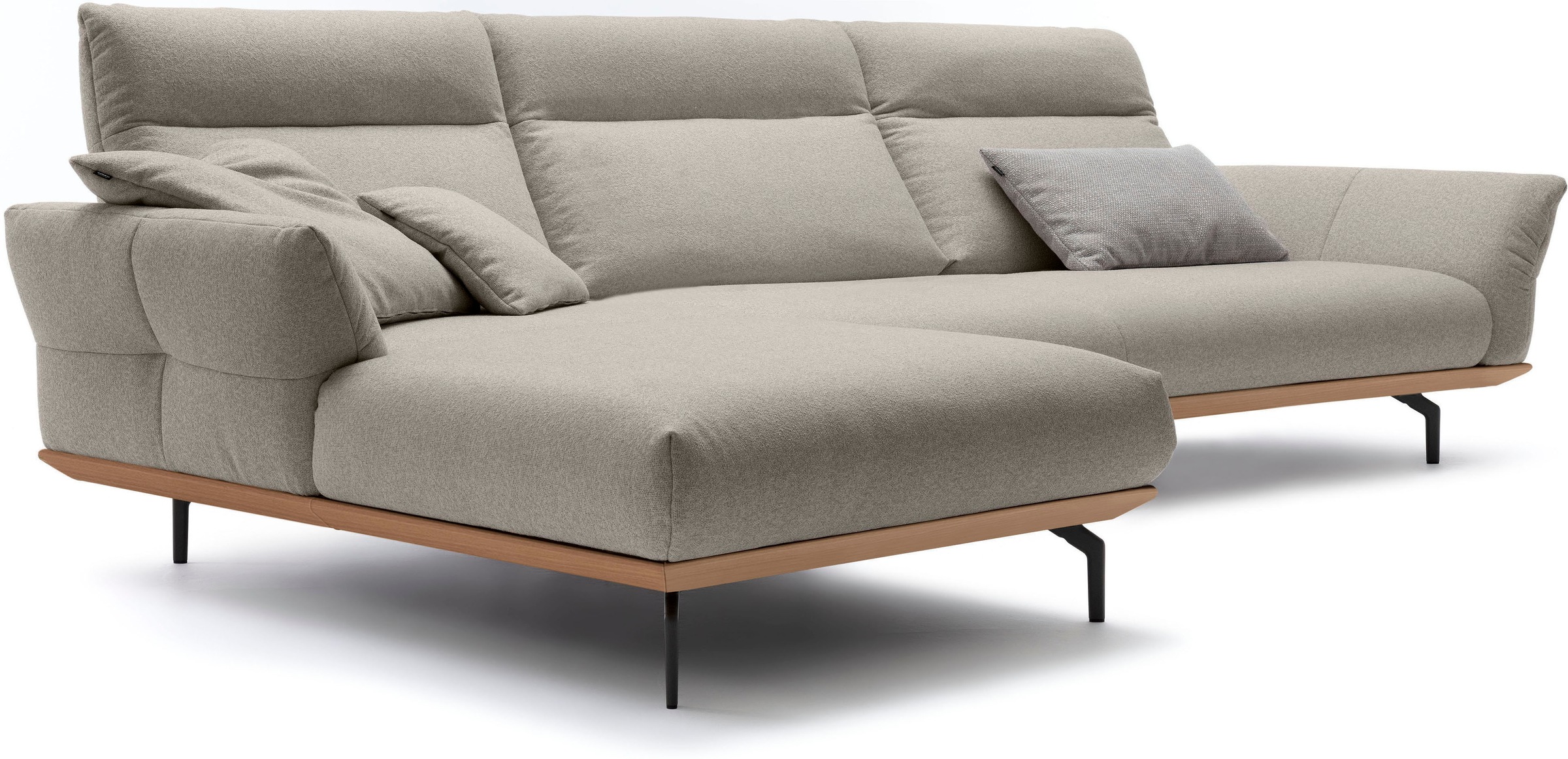 Creation BY ROLF BENZ Ecksofa »CR.460«, Sockel in Eiche, Winkelfüße in Umbragrau, Breite 338 cm