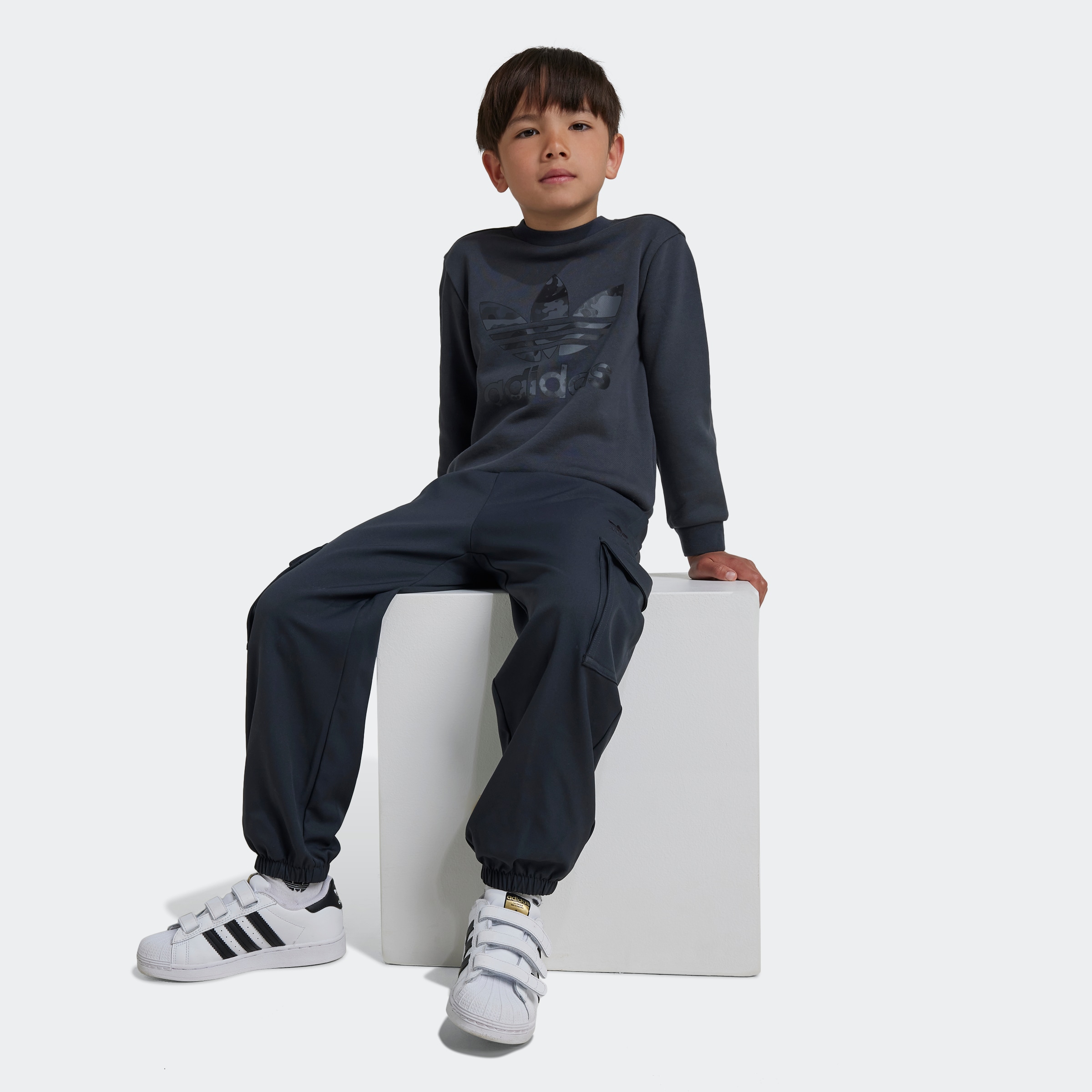 adidas Originals Trainingsanzug »CREW SET«, (2 tlg.)