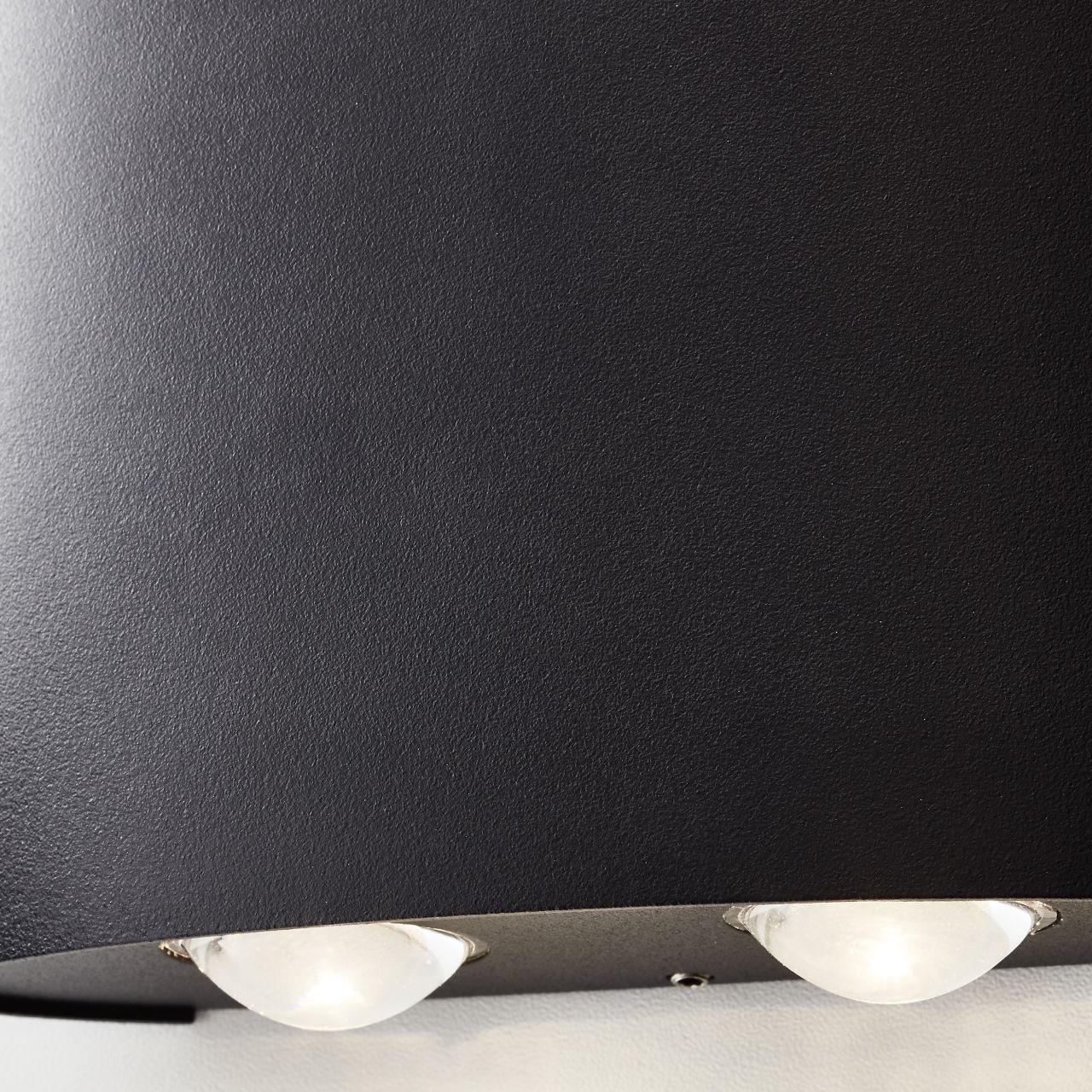 Brilliant Wandstrahler »Tursdale«, 4 flammig, mit zweiseitigem Lichtauslass - 13x64cm - 1400 Lumen, 3000 Kelvin