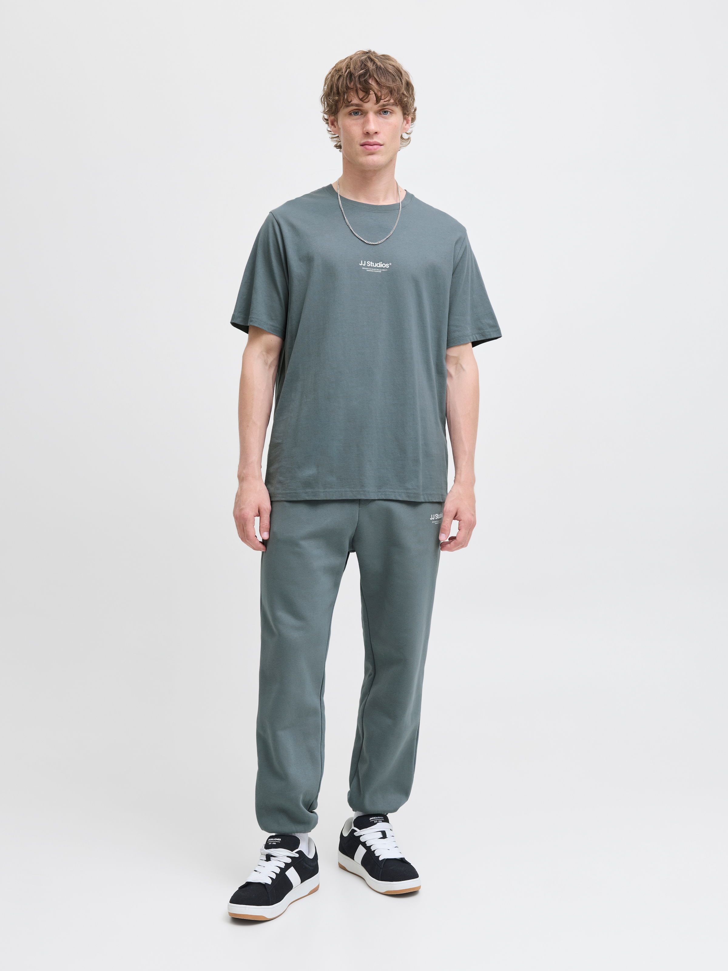 Jack & Jones T-Shirt »JJESOHO TEE SS CREW NECK NOOS«, mit stylischen Print