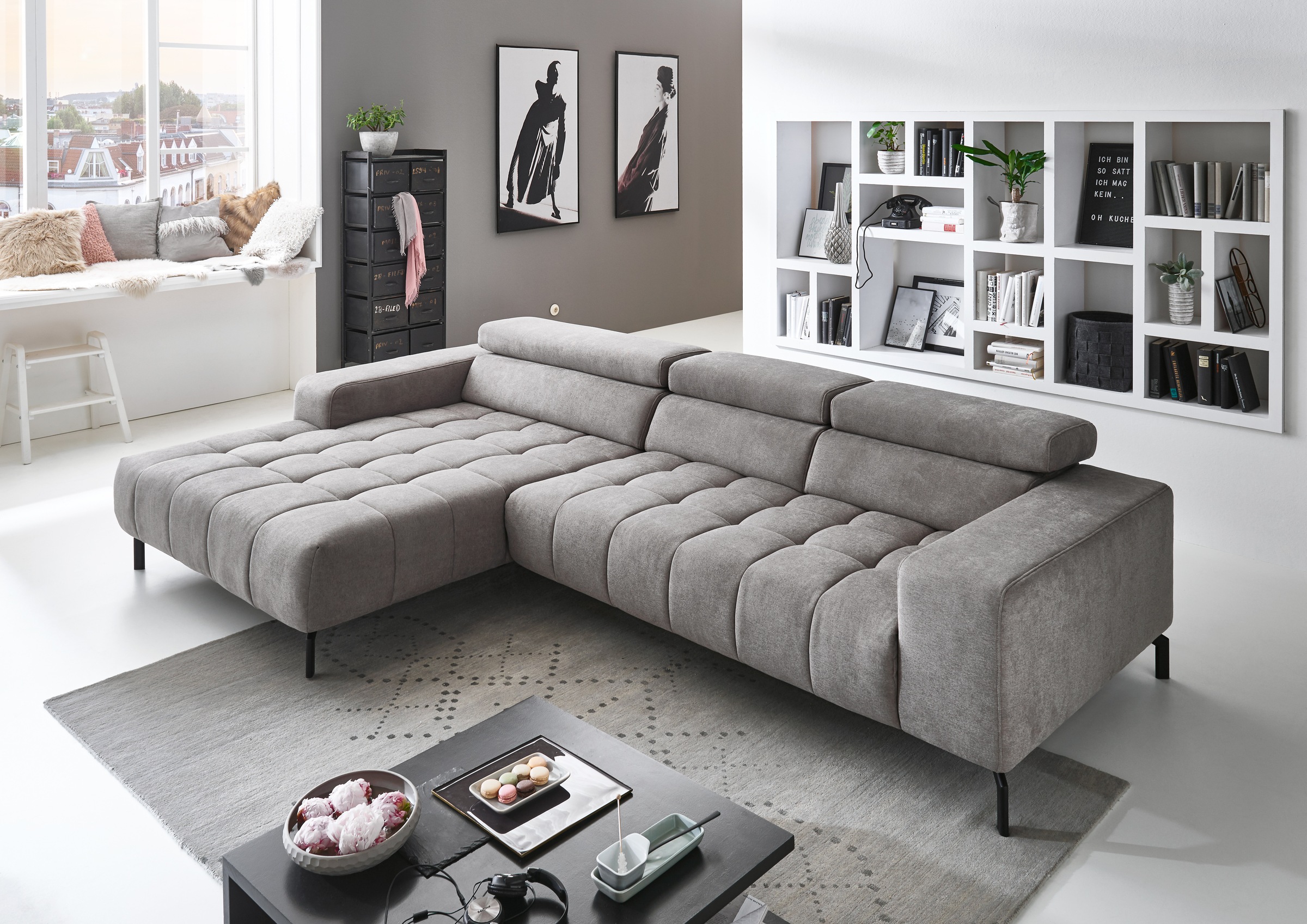 Die PlanBar Ecksofa »MP-IN18022 L-Form«, mit Kopfteilverstellung & Zierkissen, optional Sitztiefenverstellung