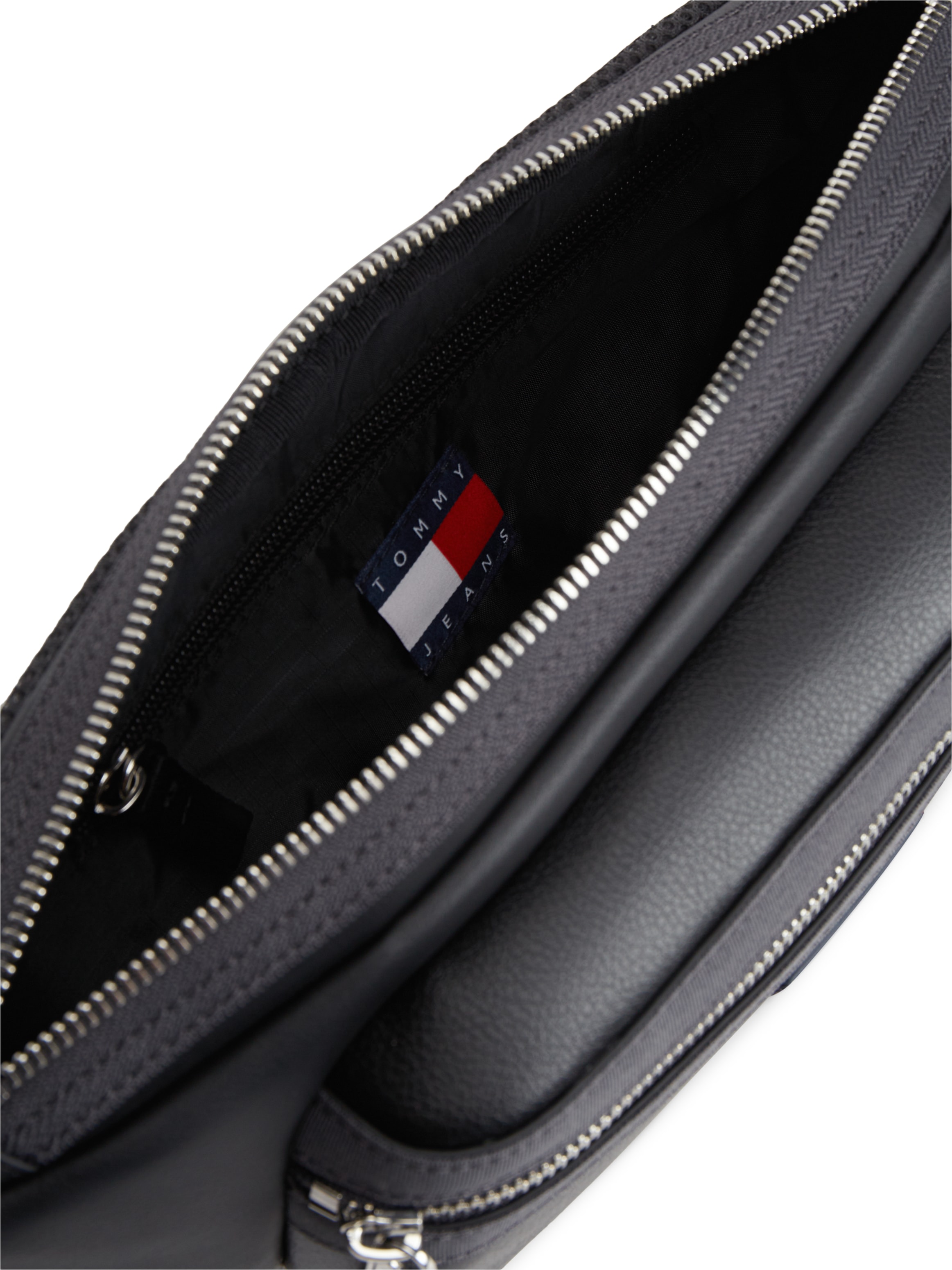 Tommy Jeans Bauchtasche »TJM ELEVATED PU BUMBAG« Unisex Gürteltasche, Crossbody Bag mit Logo-Aufnäher