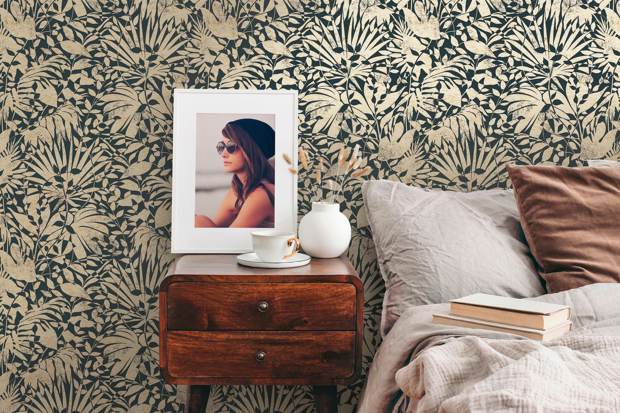 A.S. Création Vliestapete »THE BOS Floral Blätter« abstrakt | glänzend | organisch strukturiert Florale Tapete Tapete Floral Tapeten Wohnzimmer Schlafzimmer Küche