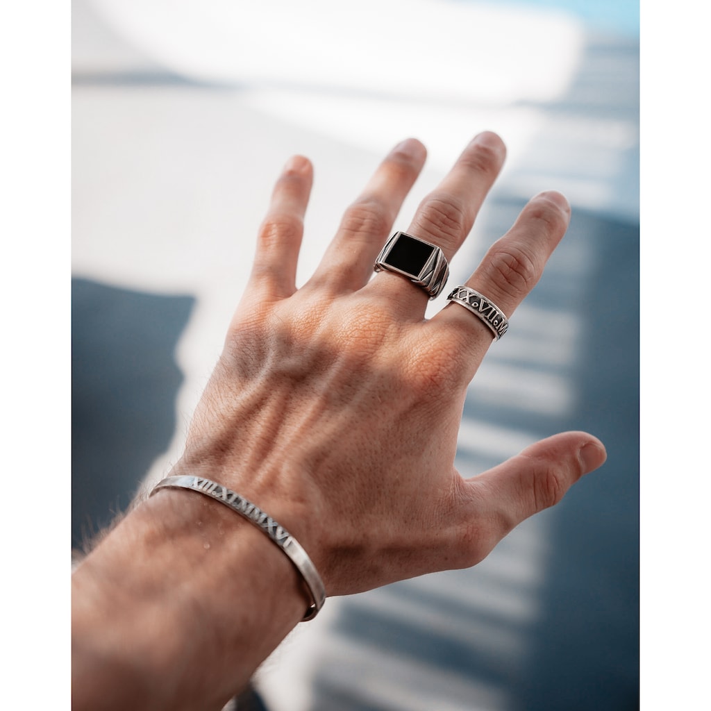 CAÏ Fingerring »925/- Sterling Silber matt-oxidiert mit Spinell«