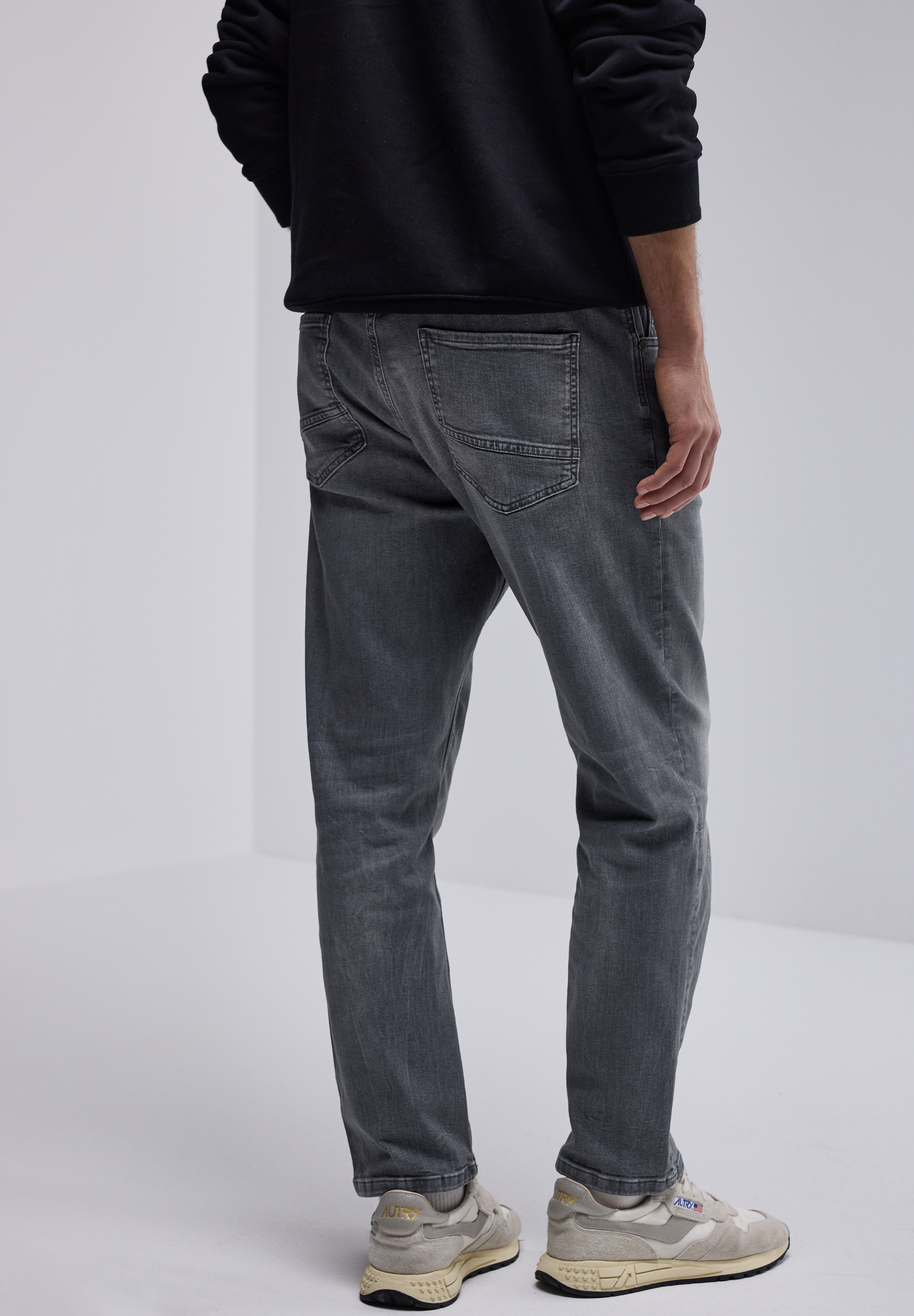 STREET ONE MEN Regular-fit-Jeans, aus Baumwolle mit Stretchanteil