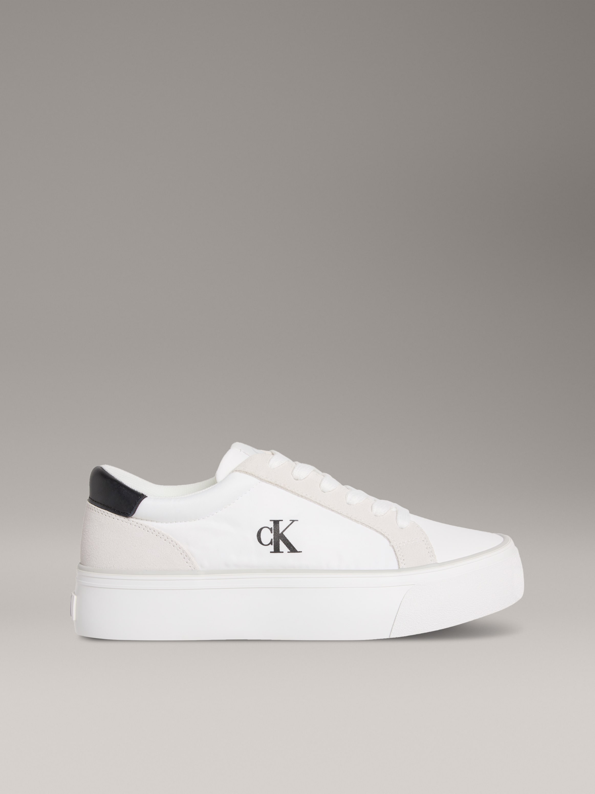 Calvin Klein Jeans Plateausneaker »VULC FLATFORM MG NYLON MIX«, Schnürschuh, Halbschuh, Freizeitsneaker mit softem Schaftrand