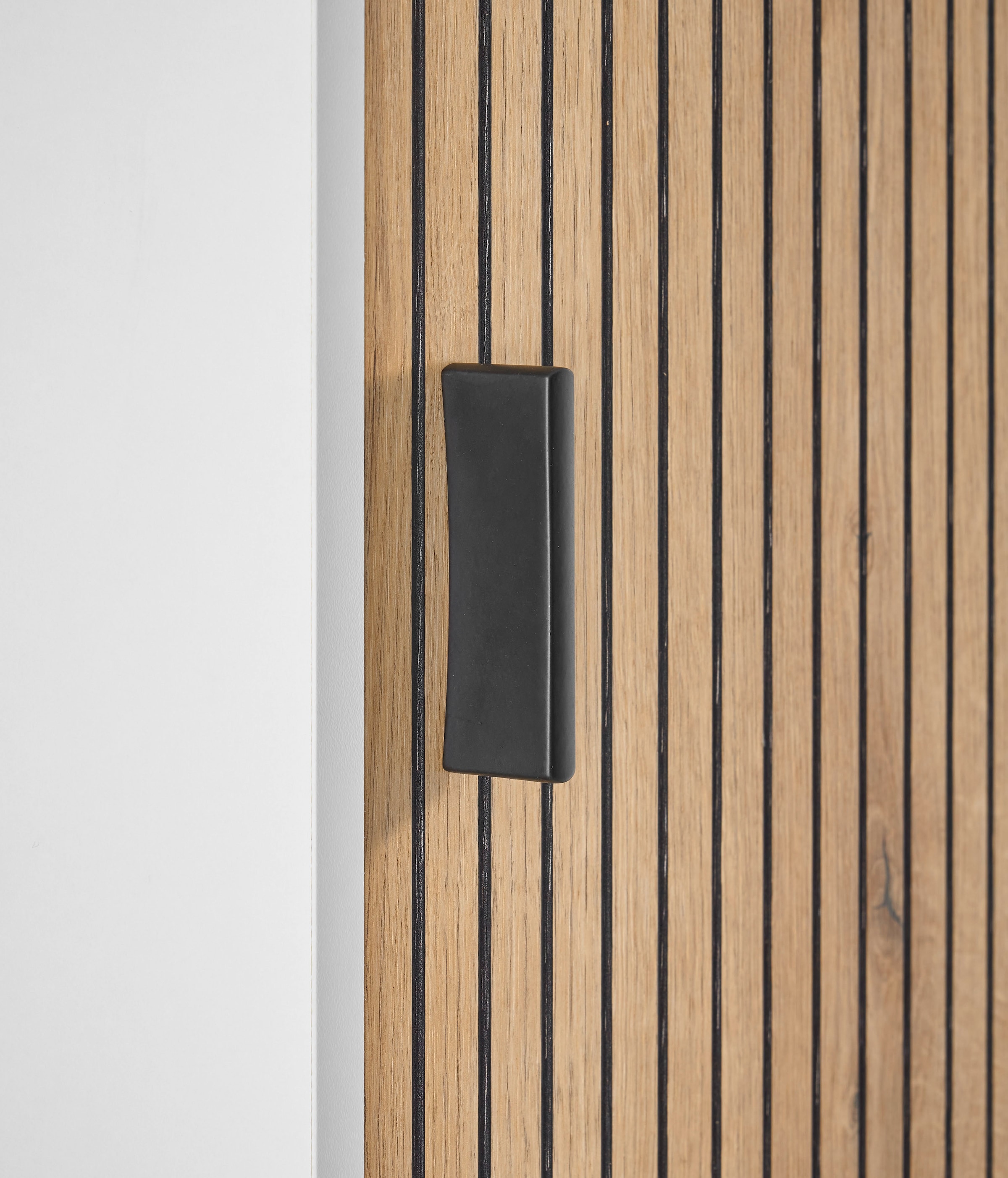 INOSIGN Hängeschrank »Hudson«, in moderner Trendfarbe, Griffe aus Metall (Schwarz), Höhe 120 cm