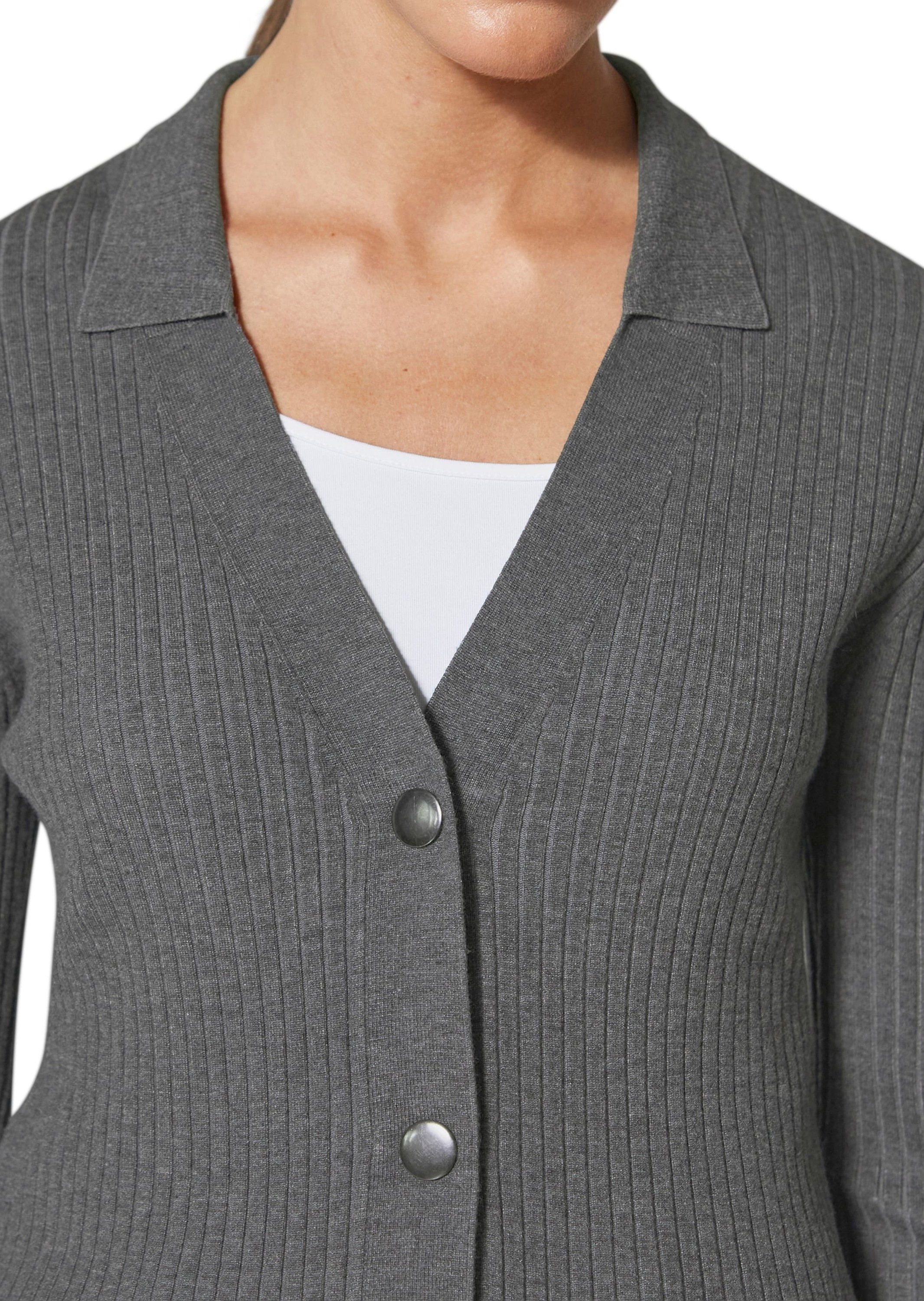 MADELEINE Strickjacke »Strickjacke Schlichte Strickjacke in Long-Form«