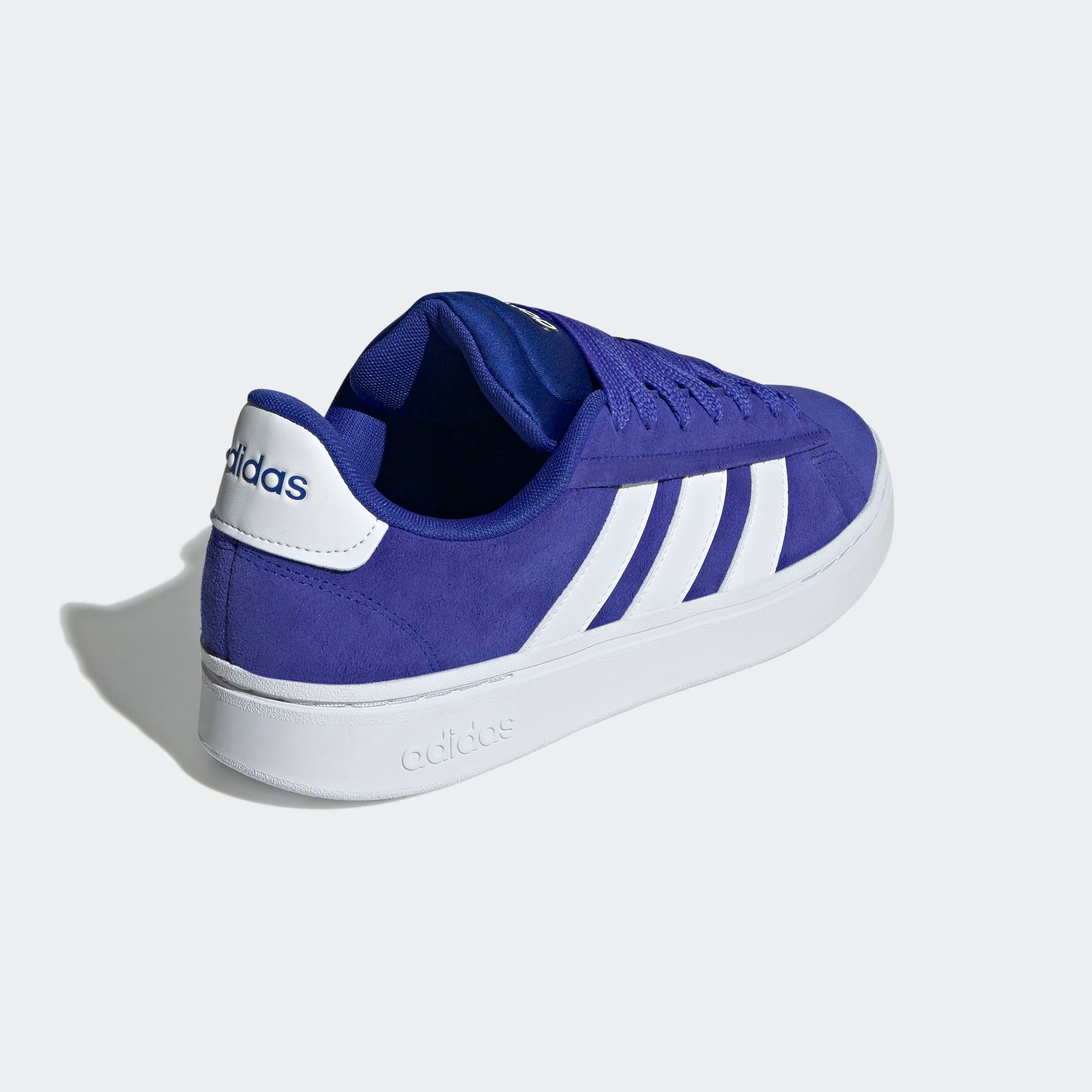 adidas Sportswear Sneaker »GRAND COURT ALPHA«  Design inspiriert vom adidas Campus 00