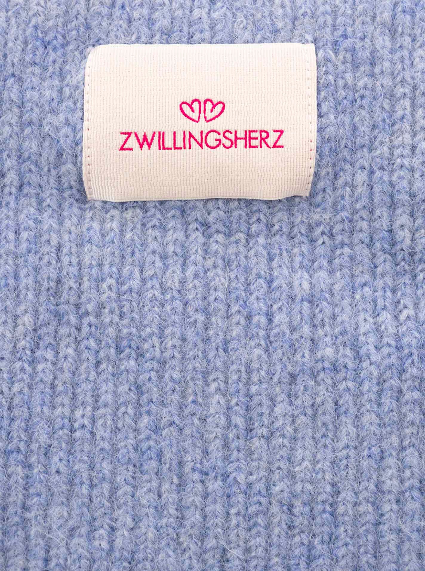 Thumbnail - Zwillingsherz Strickschal ""Zwillingsherz Patch"" gerippt, mit Wolle und Patch