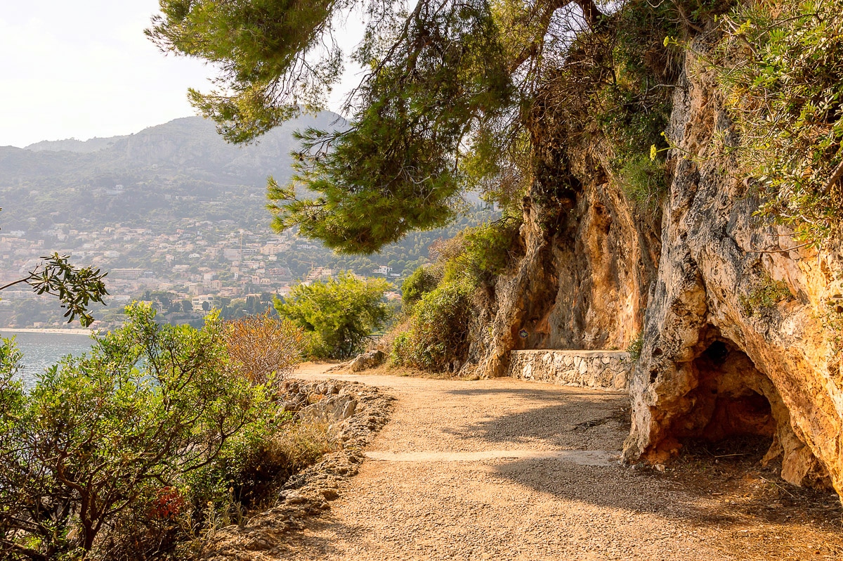 Fototapete »Weg Cap Cap Martin«