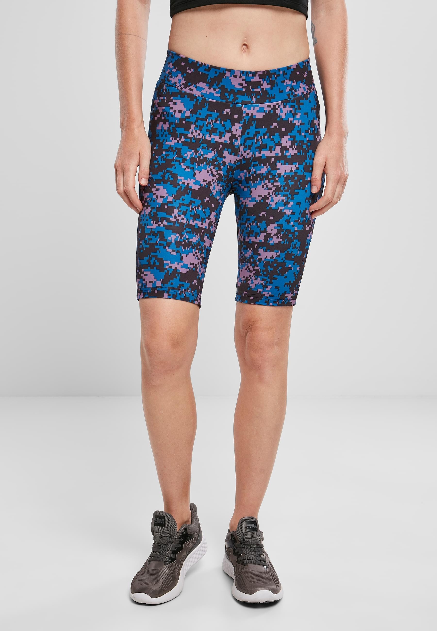 URBAN CLASSICS Stoffhose »Urban Classics Damen Ladies High Waist Camo Tech Cycle Shorts«, (1 tlg.)