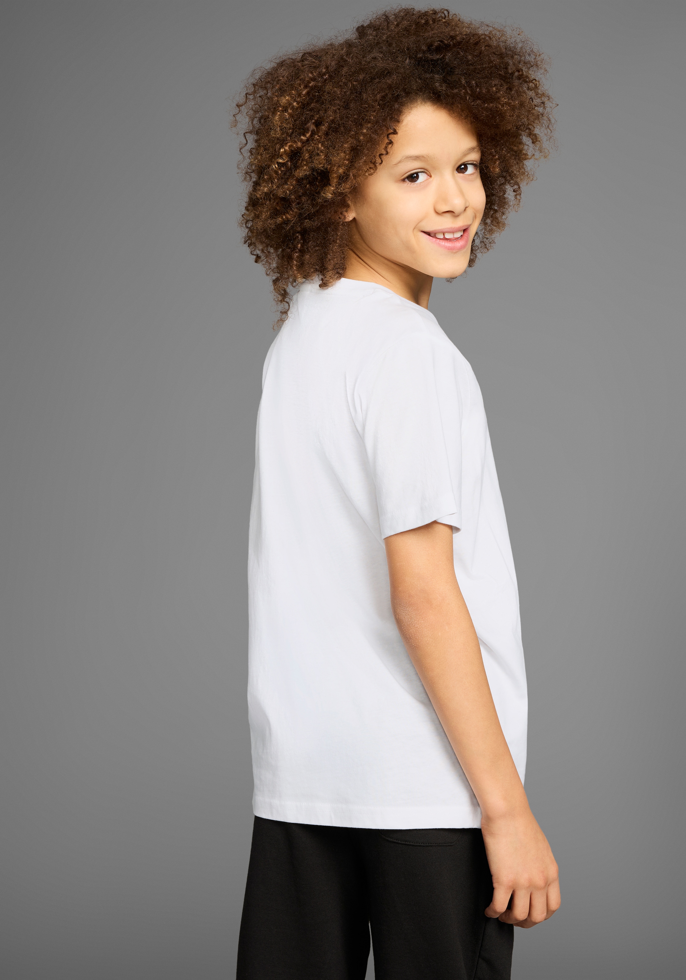 KangaROOS T-Shirt »2er Pack T-Shirts mit kleiner Stickerei«, (Packung, 2 tlg.), 2 T-Shirts mit Stickerei