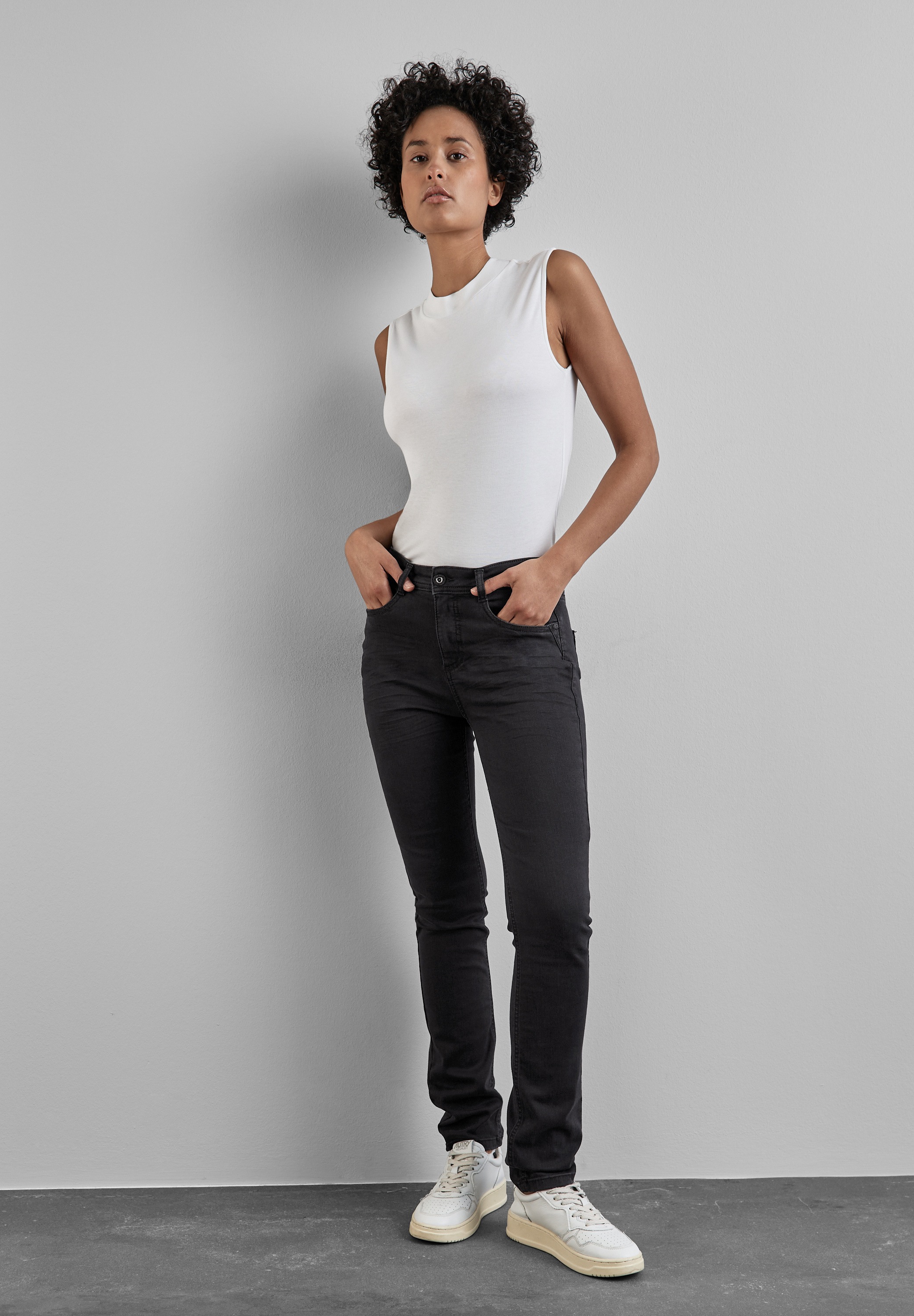 STREET ONE Gerade Jeans, High Waist