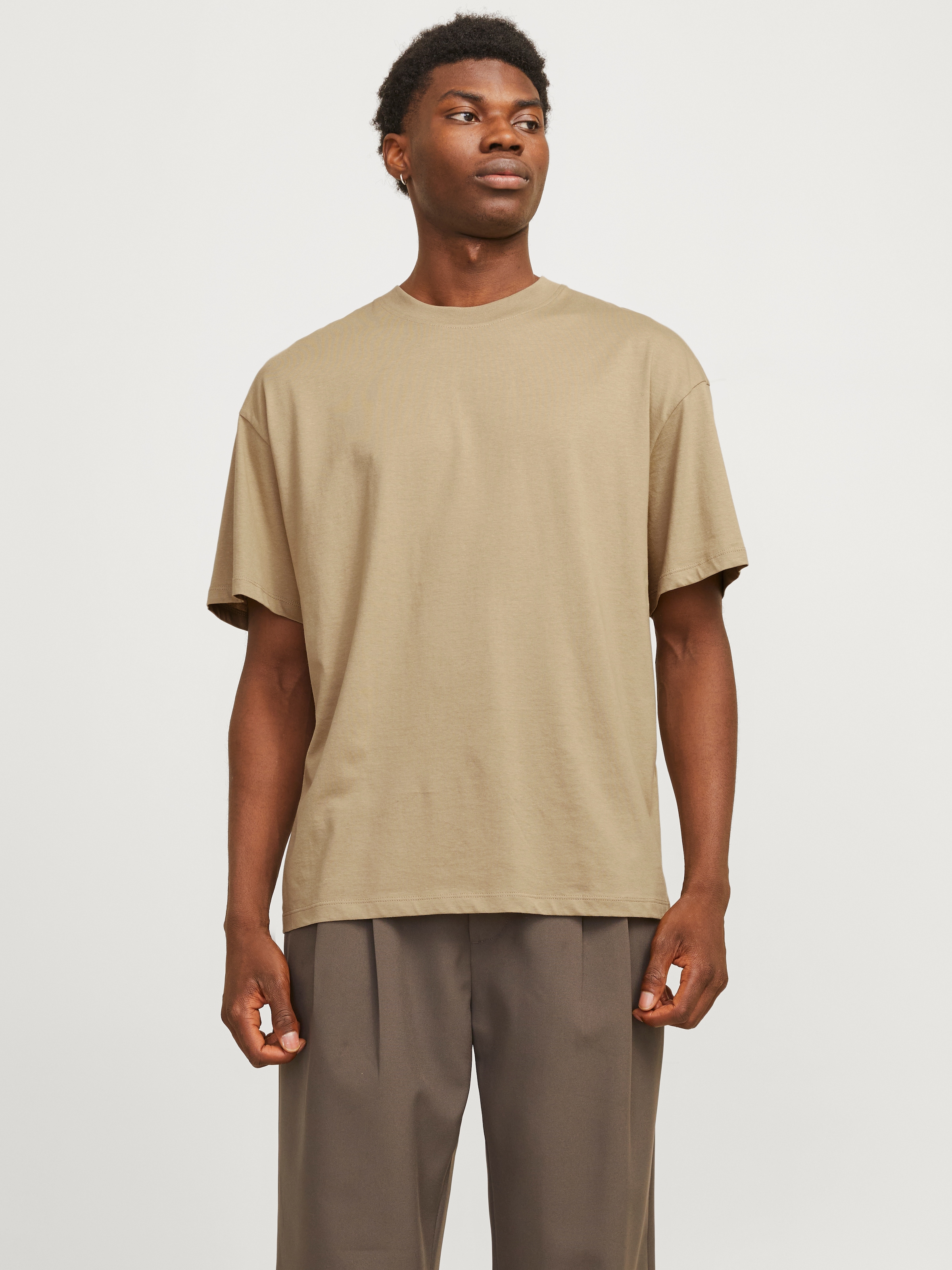 Jack & Jones Oversize-Shirt "JJEBRADLEY TEE SS O-NECK NOOS", mit Rundhalsau günstig online kaufen