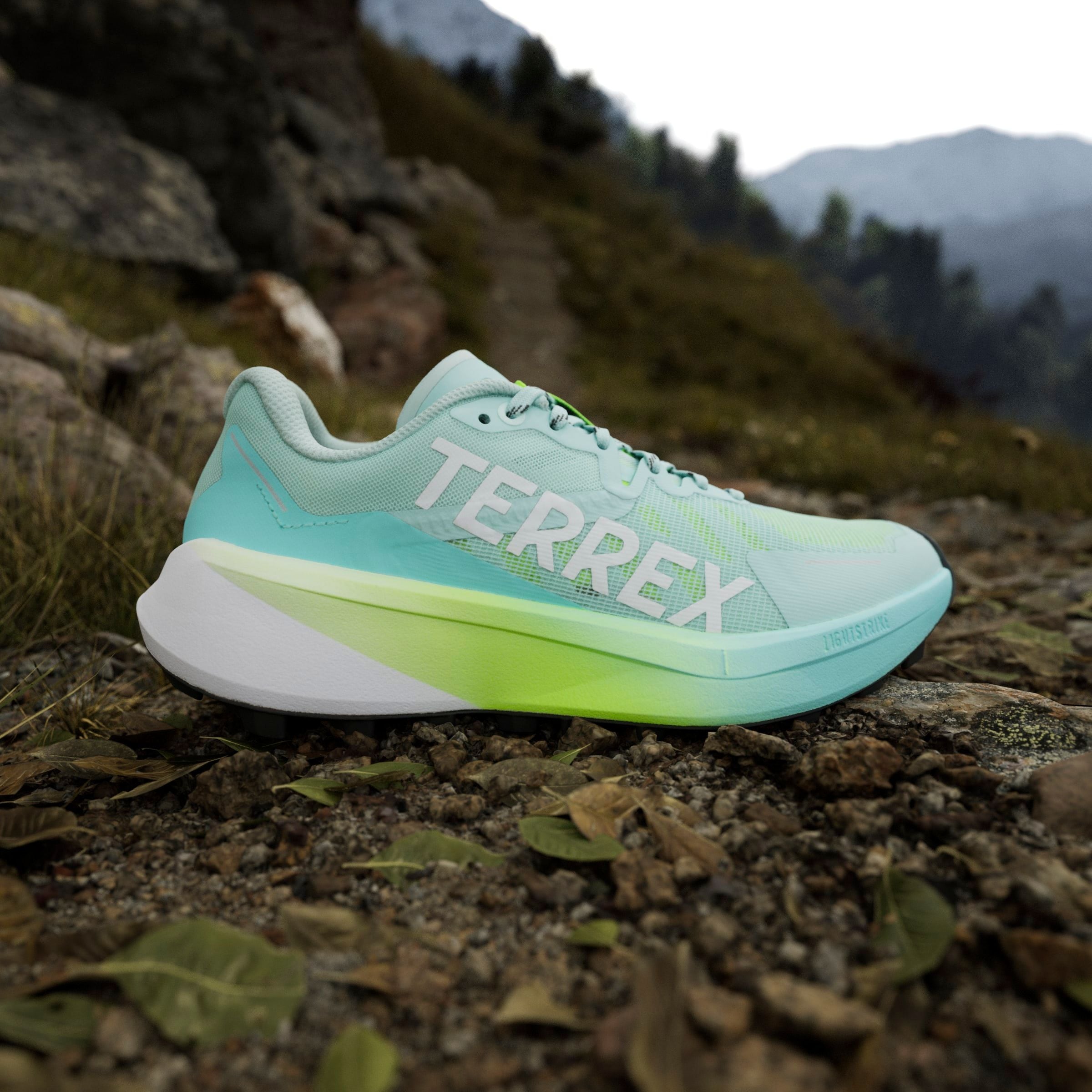 adidas TERREX Trailrunningschuh »TERREX AGRAVIC 3 TRAILRUNNING«, Trail-Runningschuhe