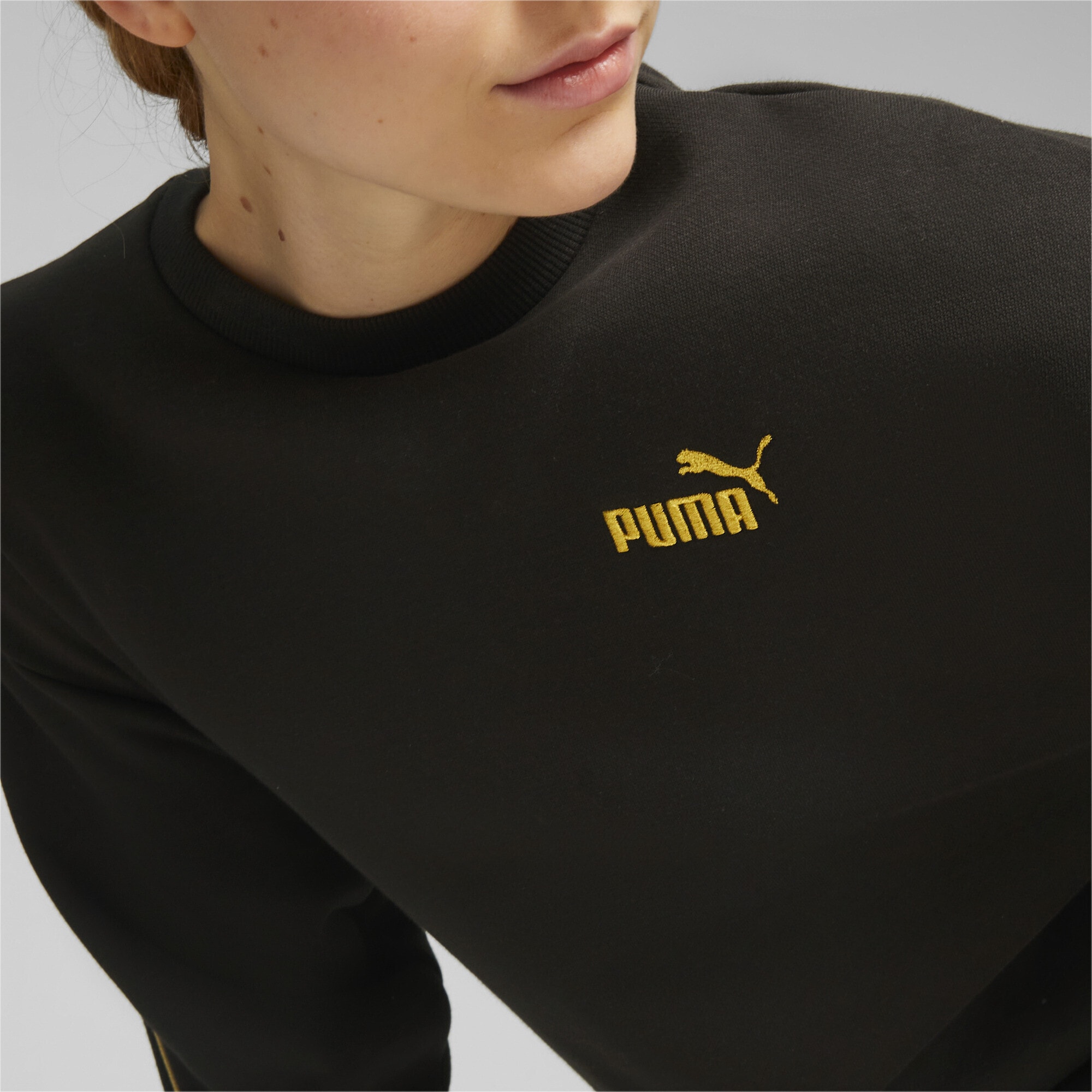 PUMA Sweatkleid »ESS+ Shirtkleid BAUR | bestellen MINIMAL Damen« GOLD