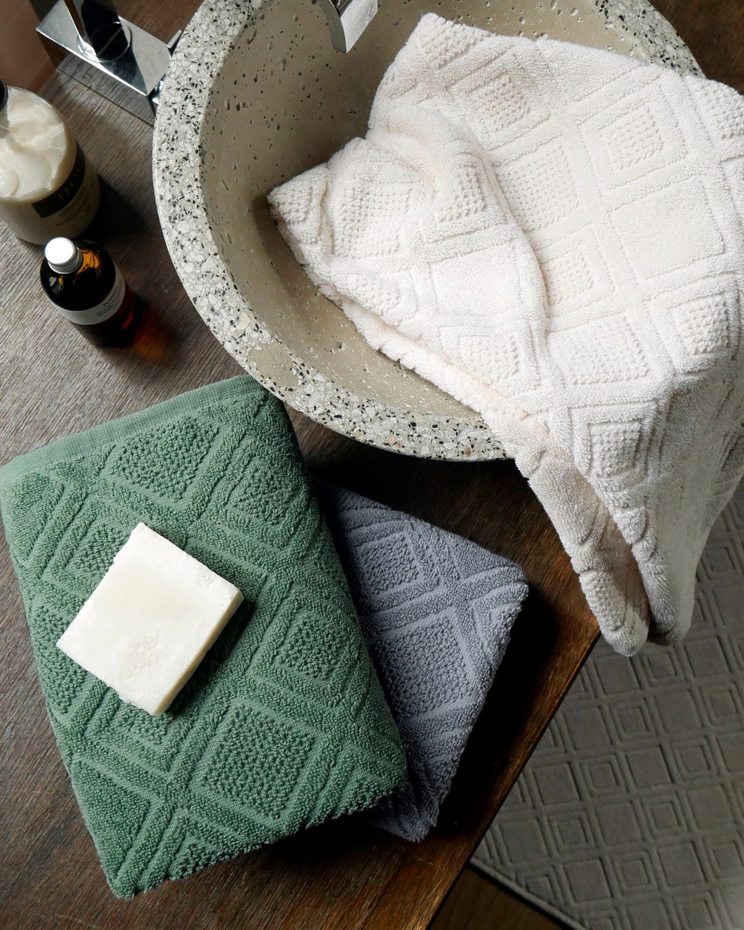 Thumbnail - framsohn frottier Handtuch Set "Mosaik" gemustert, fein gewalkter Feinzwirn, hergestellt in Österreich