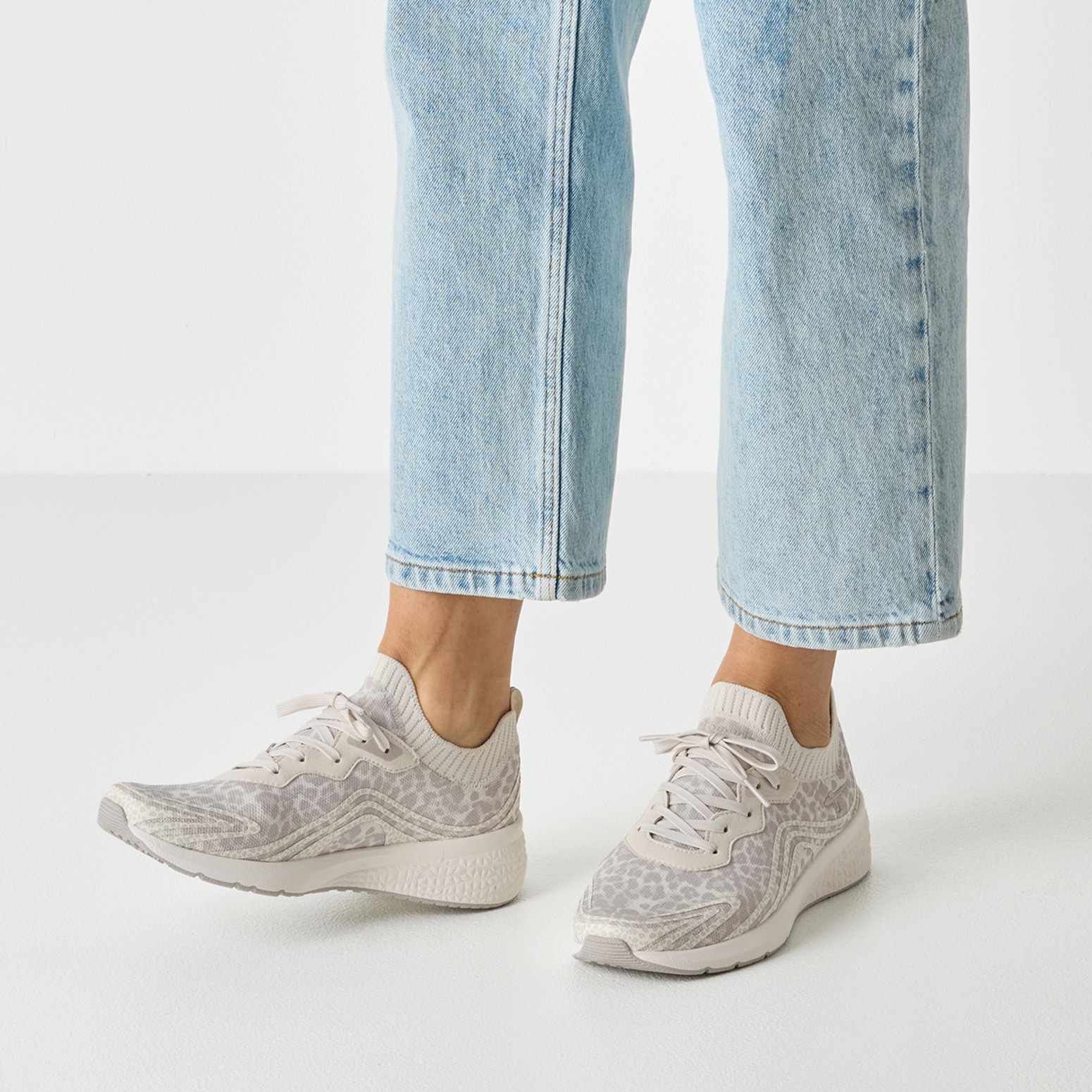 Tamaris Slip-On Sneaker, Slipper, Halbschuh in veganer Verarbeitung günstig online kaufen