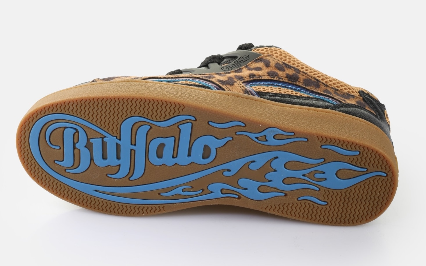 Buffalo Sneaker »LIBERTY SKATE«, Retro-Sneaker, Freizeitschuh, Schnürschuh in trendiger Leo-Optik