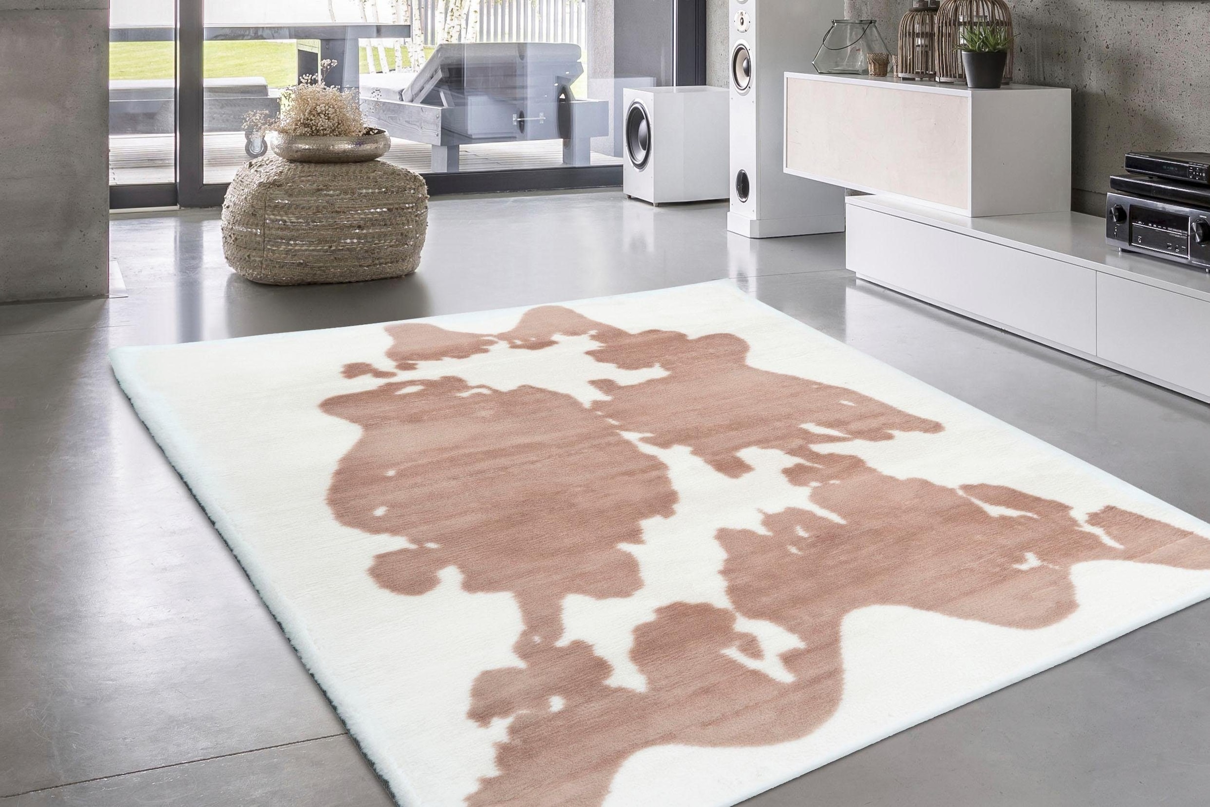 Bruno Banani Hochflor-Teppich »Makayla«, rechteckig, 30 mm Höhe, Kuhfell-Muster, Kunstfell, weicher Flor