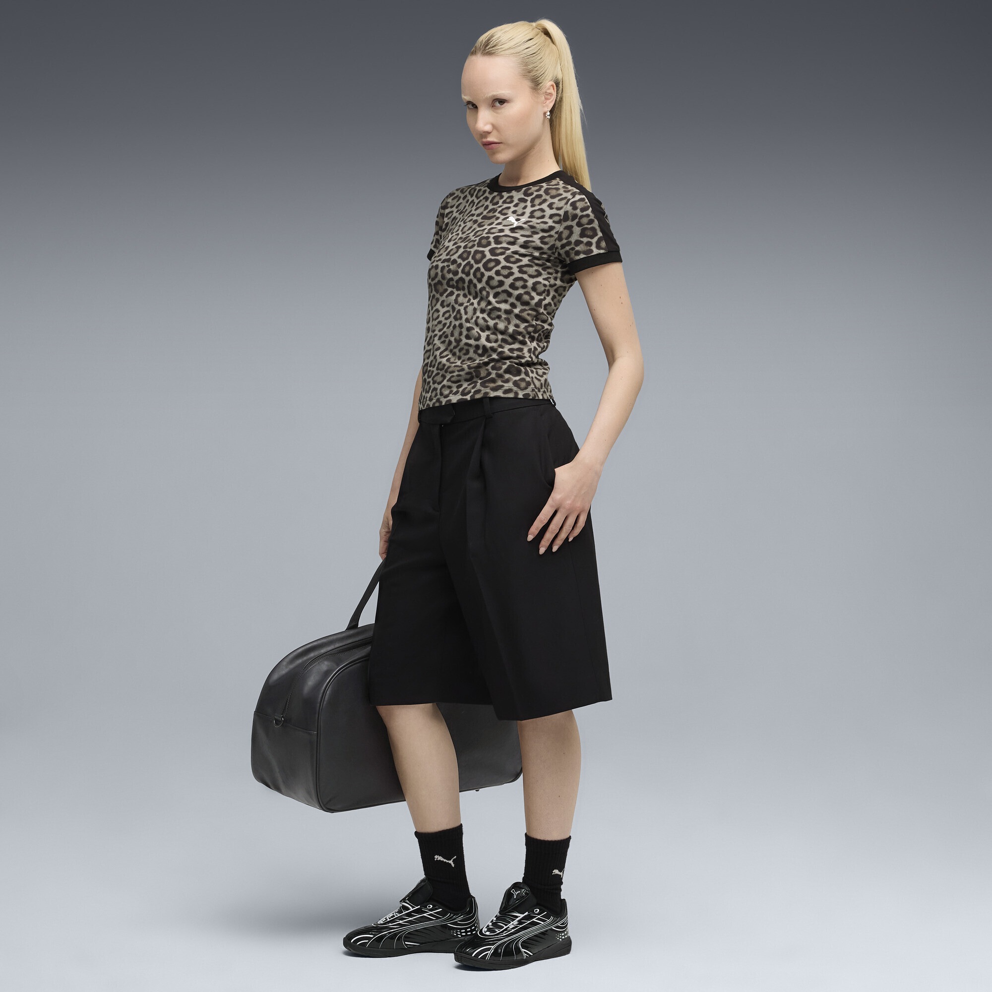 PUMA T-Shirt »T7 Leo Luxe Slim T-Shirt Damen«