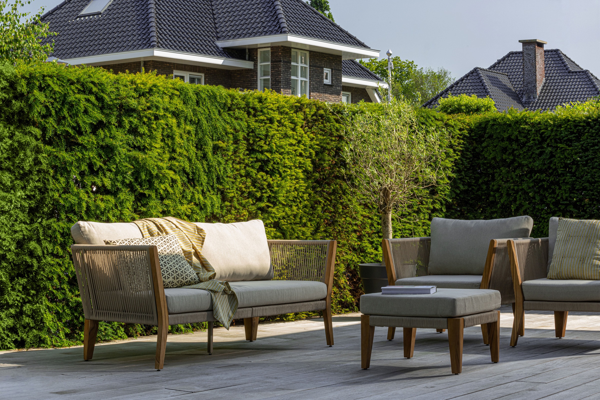 WOOOD Armlehnstuhl ()