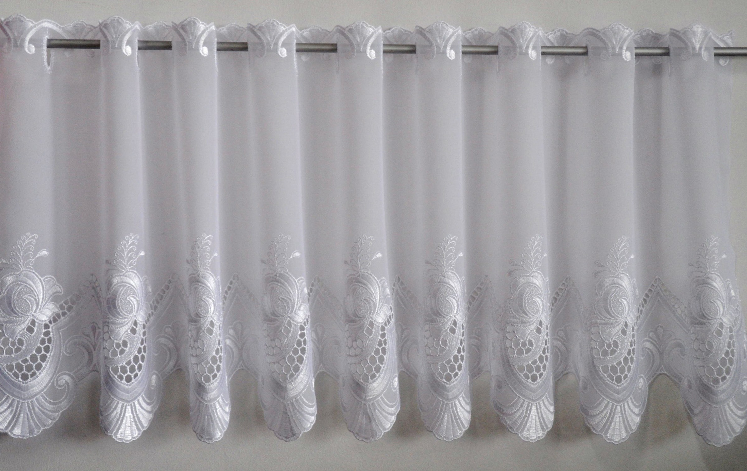 Stickereien Plauen Scheibengardine "Anika" Durchzuglöcher 1 Stk. tlg. vered günstig online kaufen