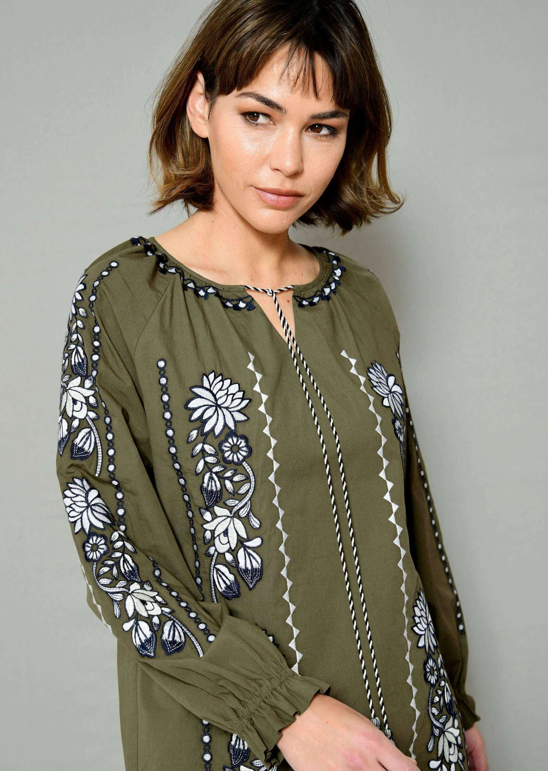 Alba Moda Tunika »Tunika Tunika mit Blumenstickerei«