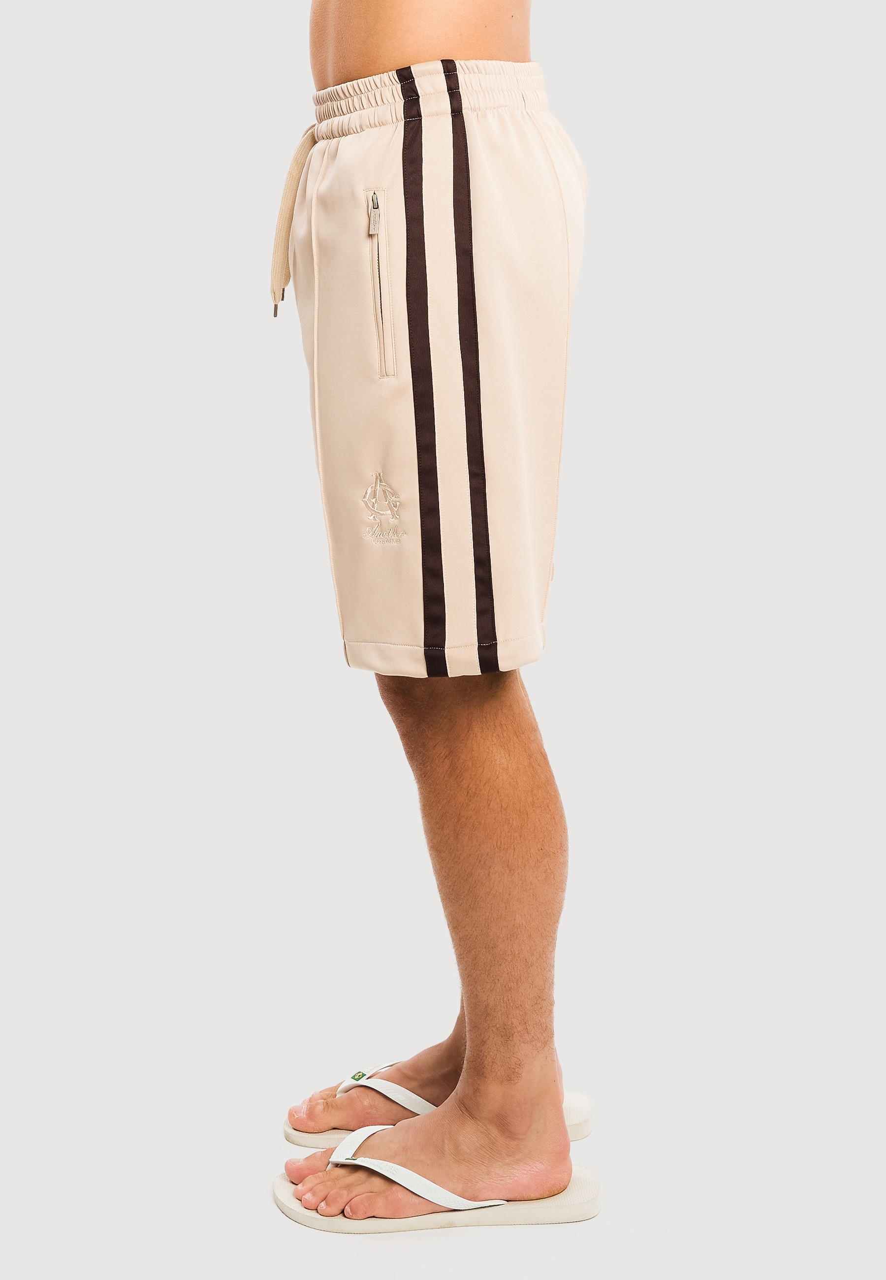 Another Cotton Lab Shorts »Another Cotton Lab Everyday Wide Fit Track Jorts«