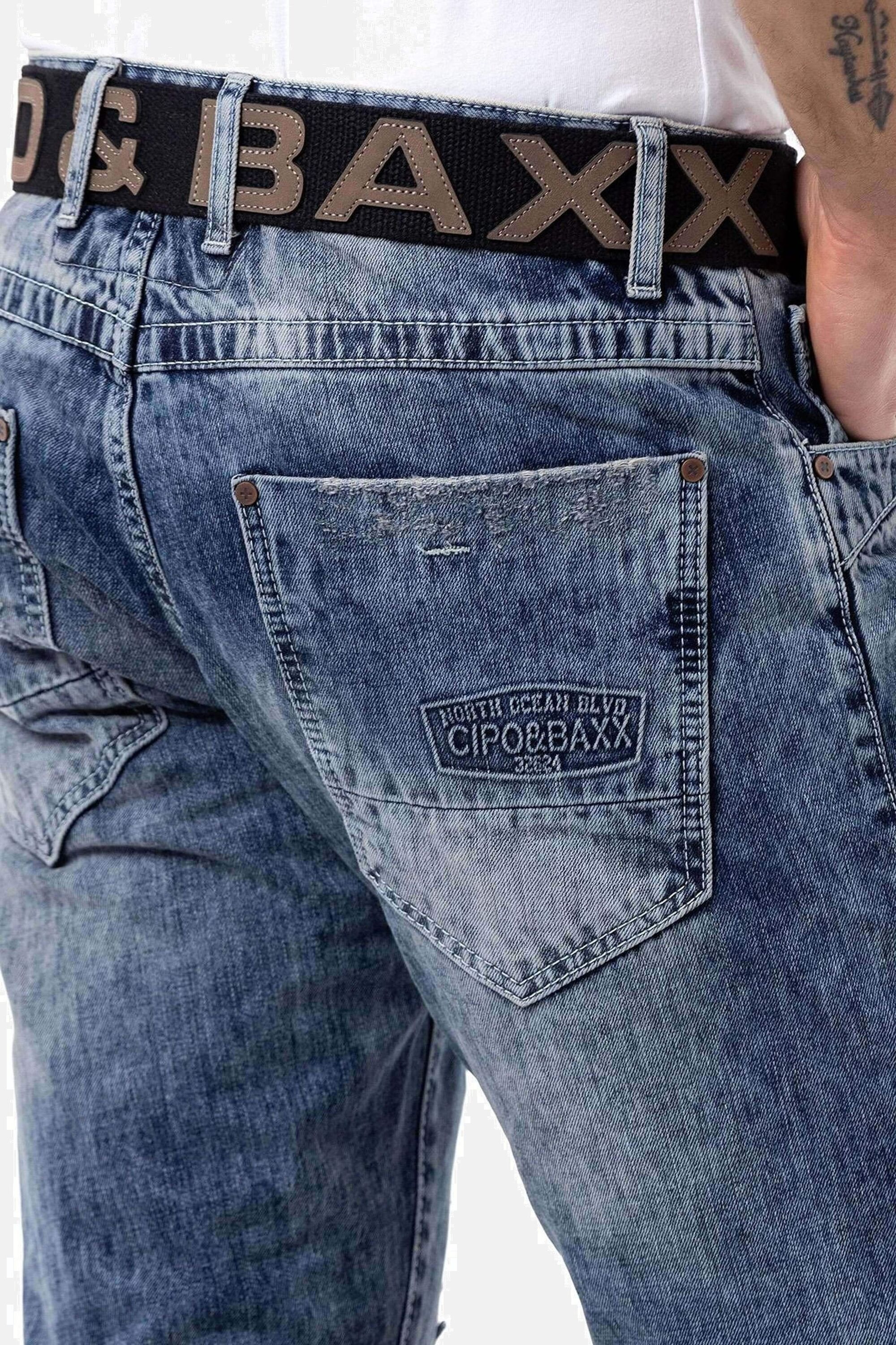 Cipo & Baxx 5-Pocket-Jeans »Jeans«, in Loose-Fit, CD-131
