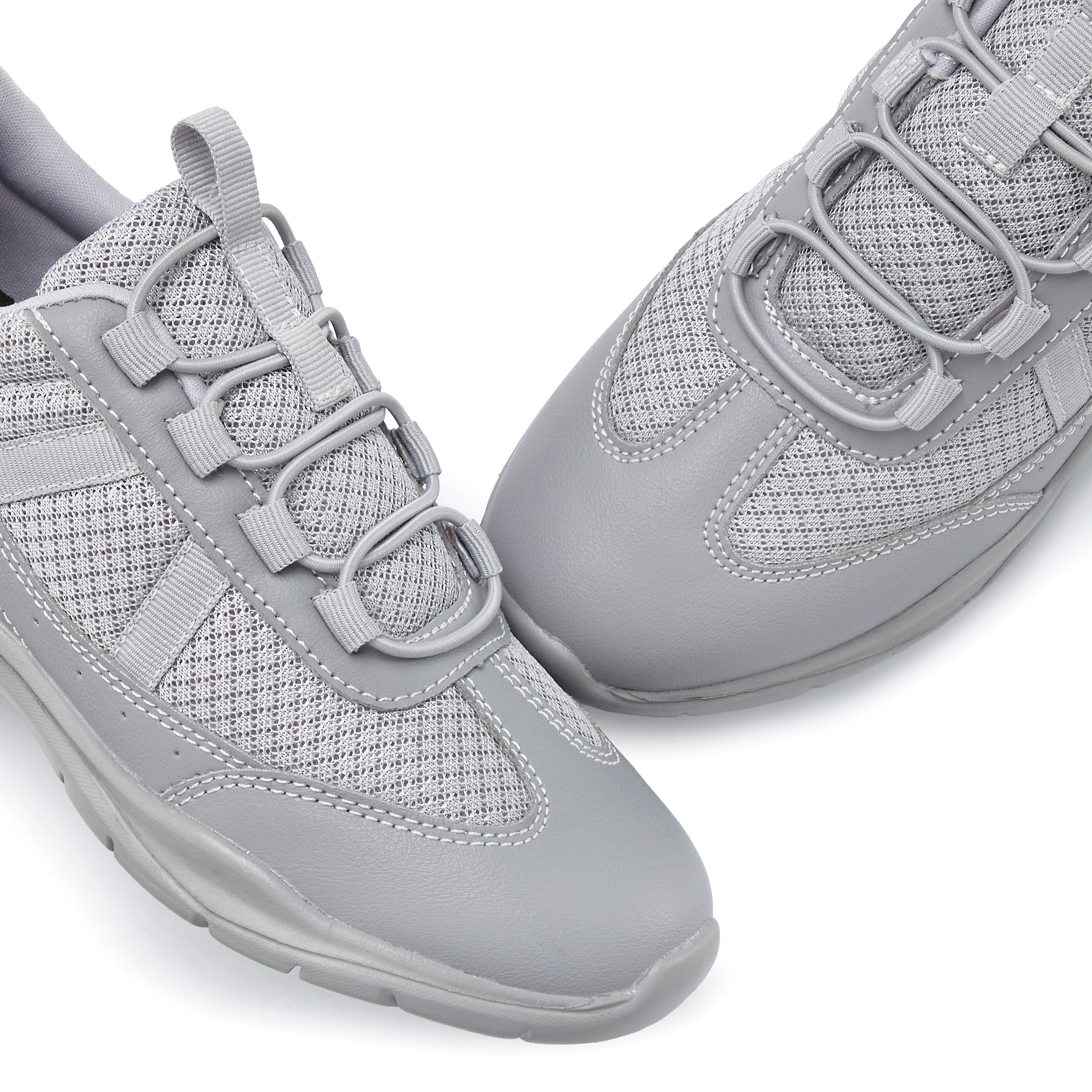 LASCANA Sneaker, Slip-On Freizeitschuh, Halbschuh mit elastischen Schnürbändern VEGAN