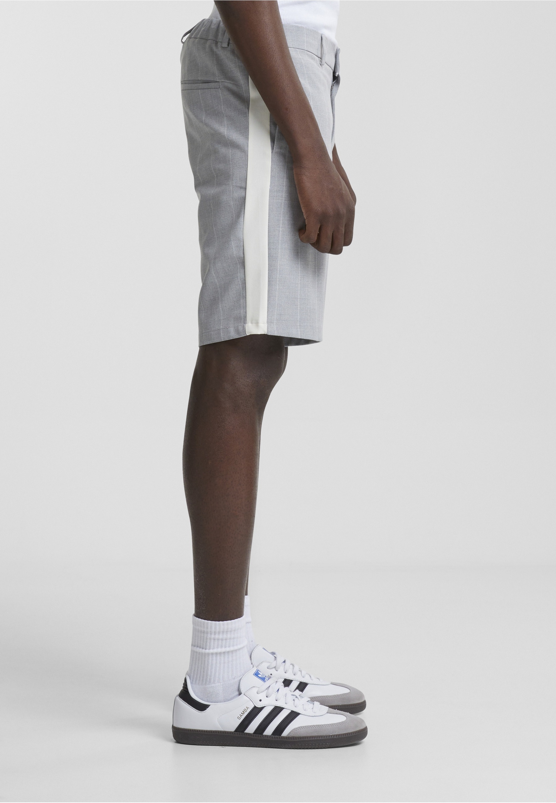 2Y Premium Sweatshorts »2Y Premium 2Y Wide Pinstripe Shorts«