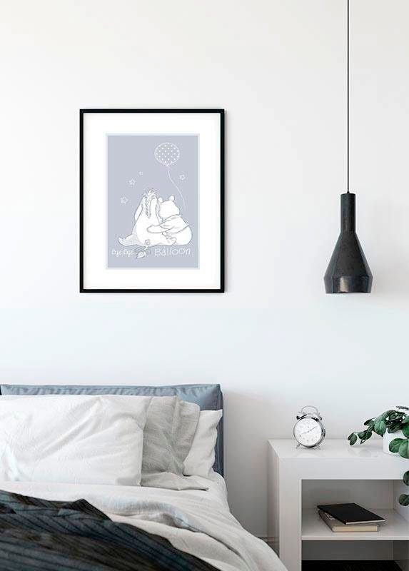 Komar Bild »Winnie the Pooh Bye Bye Balloon«, Disney, (1 St.), Wandbild zur Dekoration im Kinderzimmer - ohne Rahmen