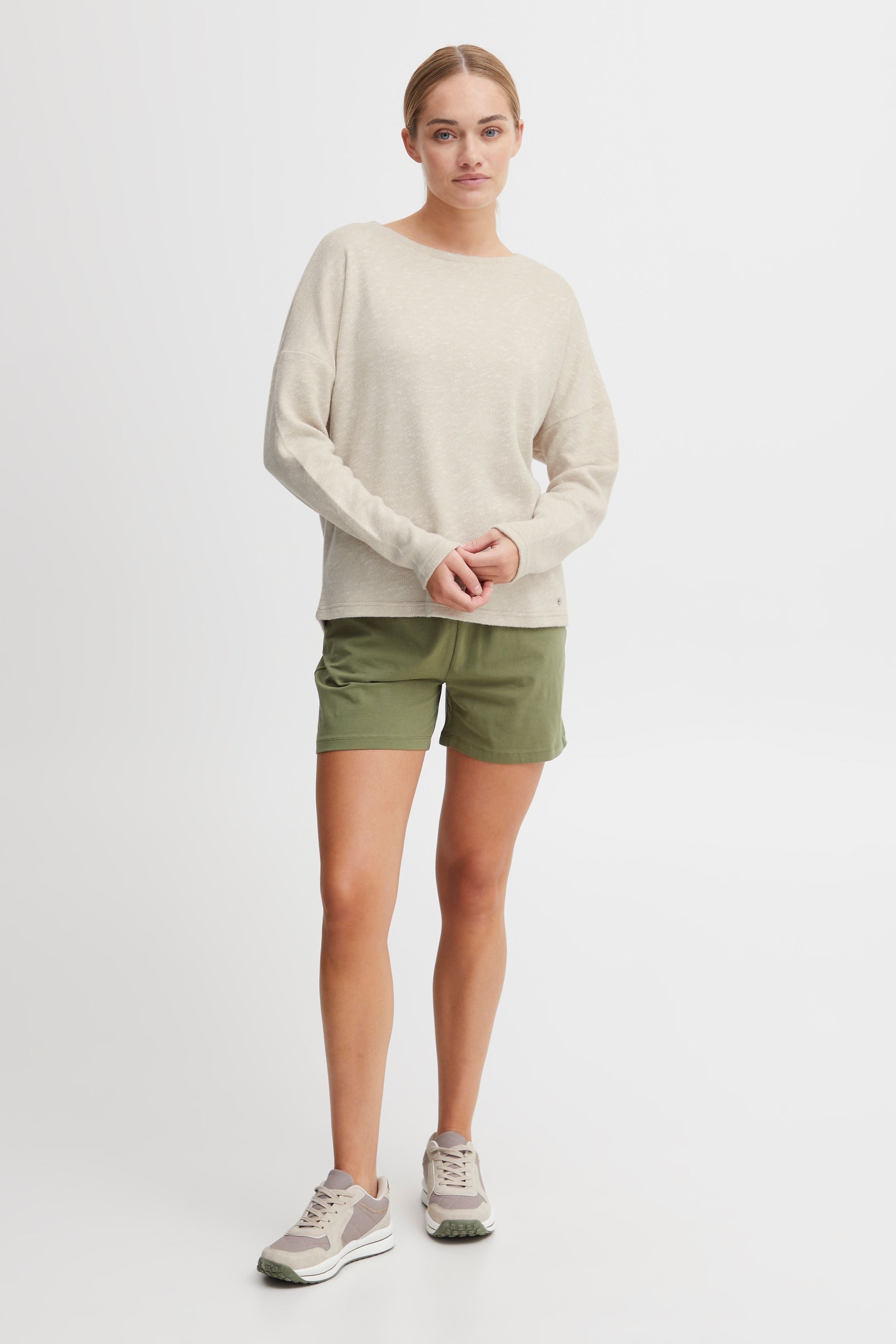 OXMO Rundhalspullover »Sweatshirt OXSanne«