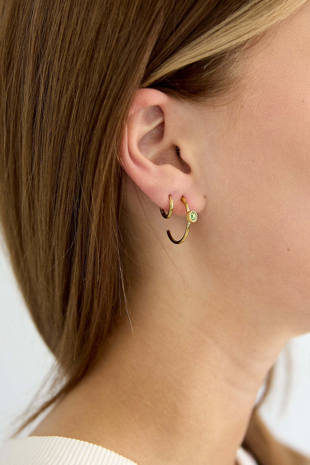 Adelia´s Paar Ohrhänger »LIVAYA Ohrringe Creolen mit rundem Strass-Element aus Edelstahl« Stylisch akzentuiert durch das runde Strass-Element