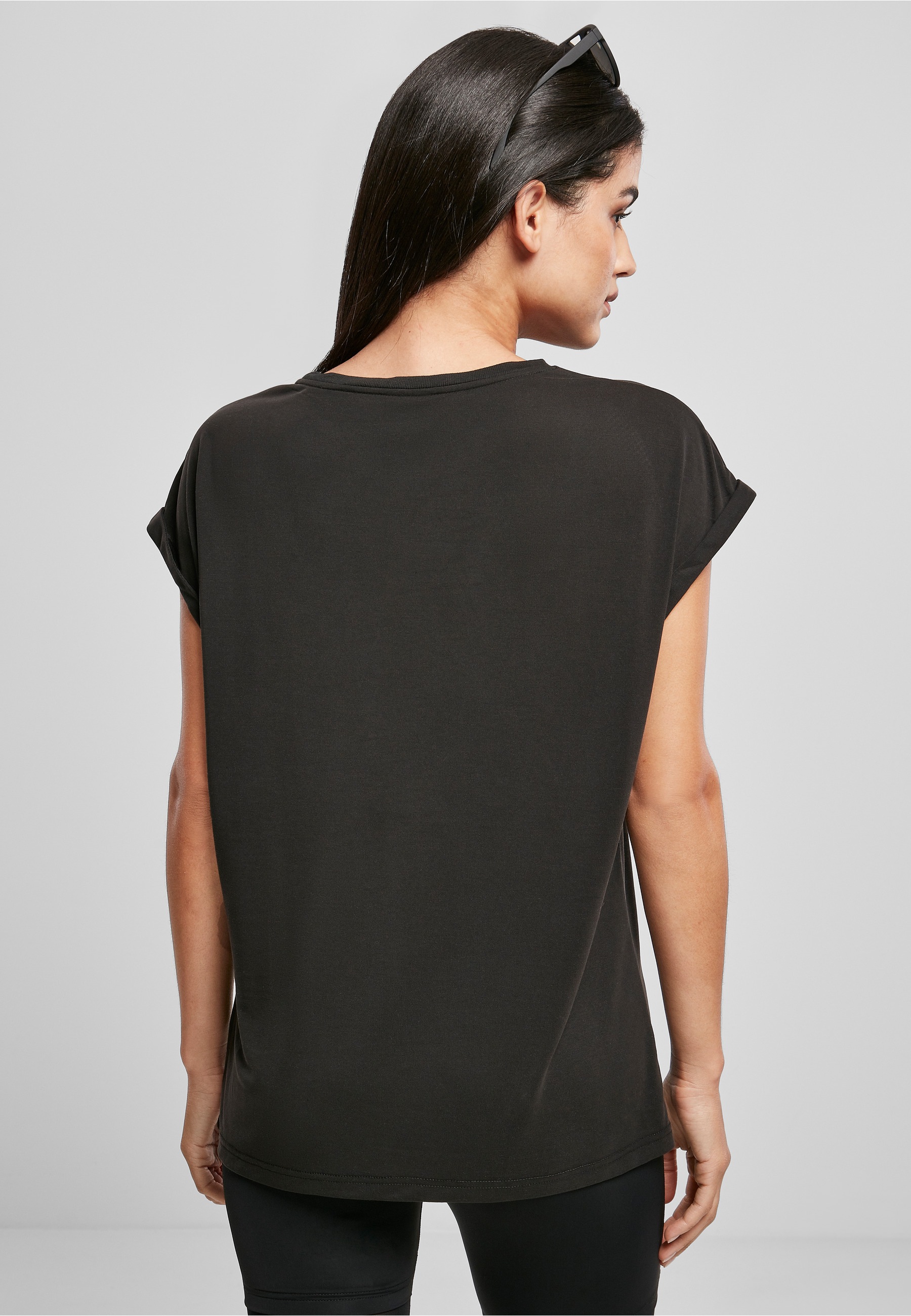 URBAN CLASSICS Kurzarmshirt »Urban Classics Damen Ladies Modal Extended Shoulder Tee« 1