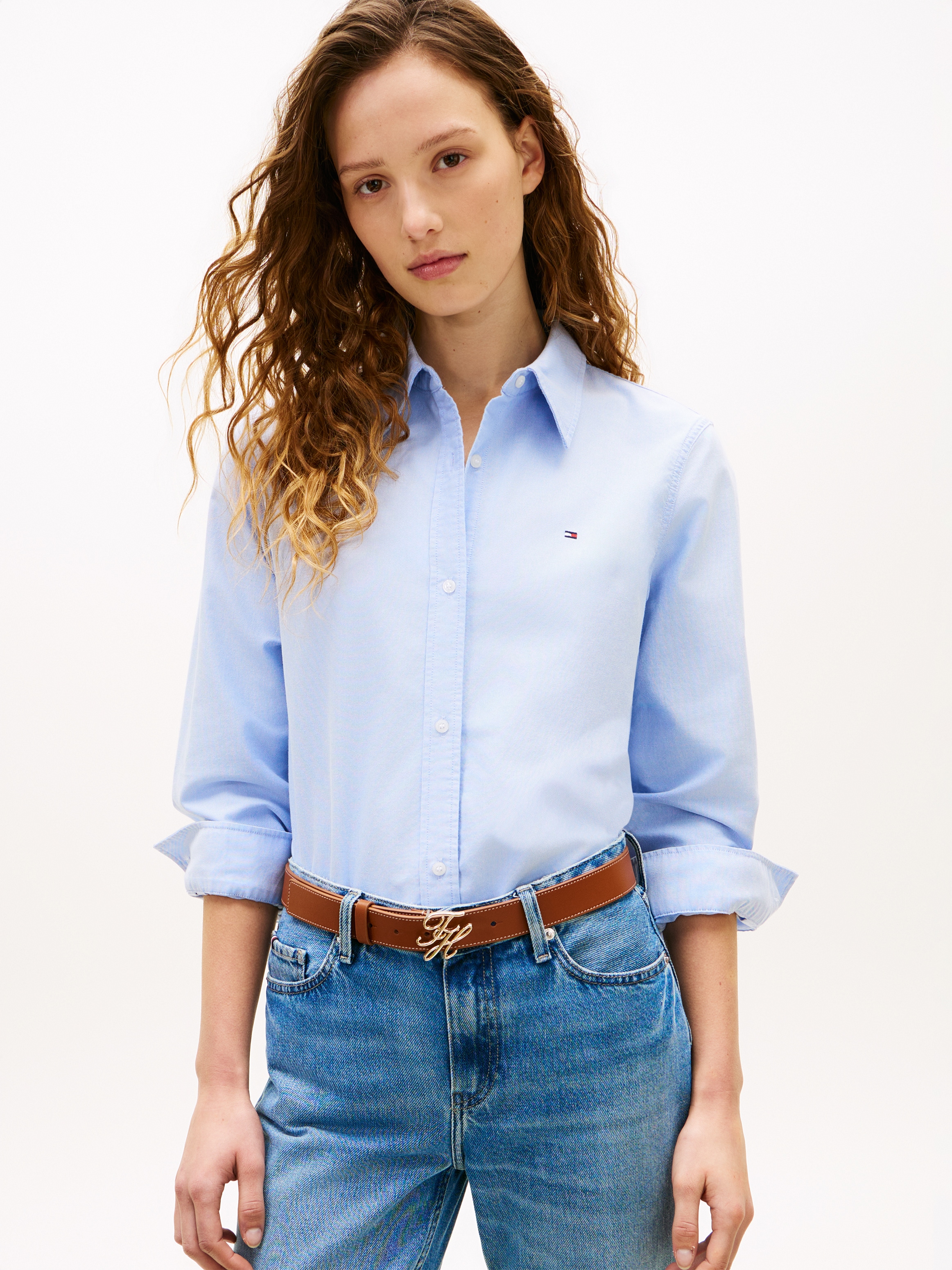Tommy Hilfiger Hemdbluse »OXFORD RELAXED FIT SHIRT mit Hemdblusenkragen und Stickerei« mit Streifen