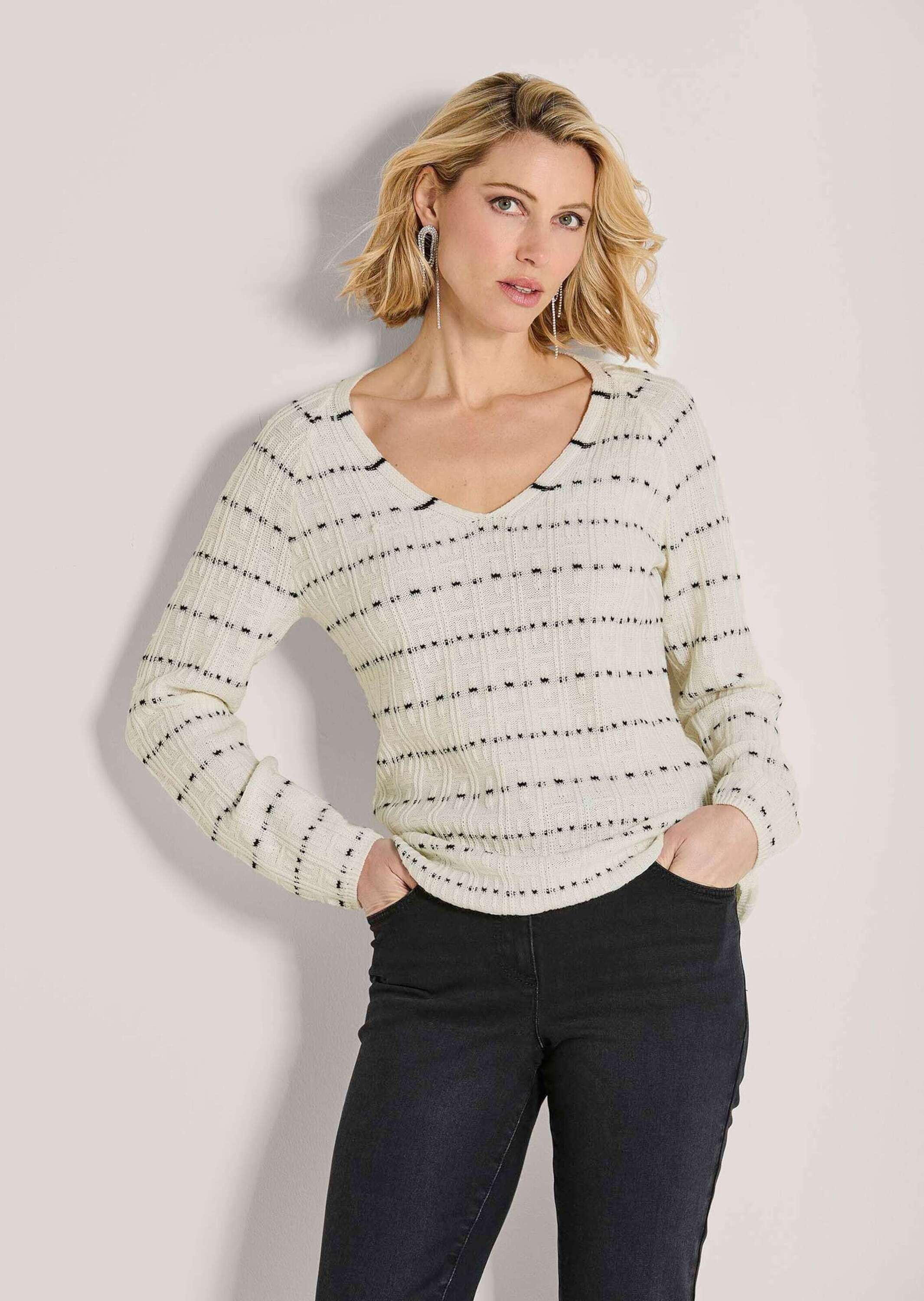 Thumbnail - MADELEINE Longpullover "Strickpullover Eleganter Wollpullover mit V-Ausschnitt" Strukturstrick