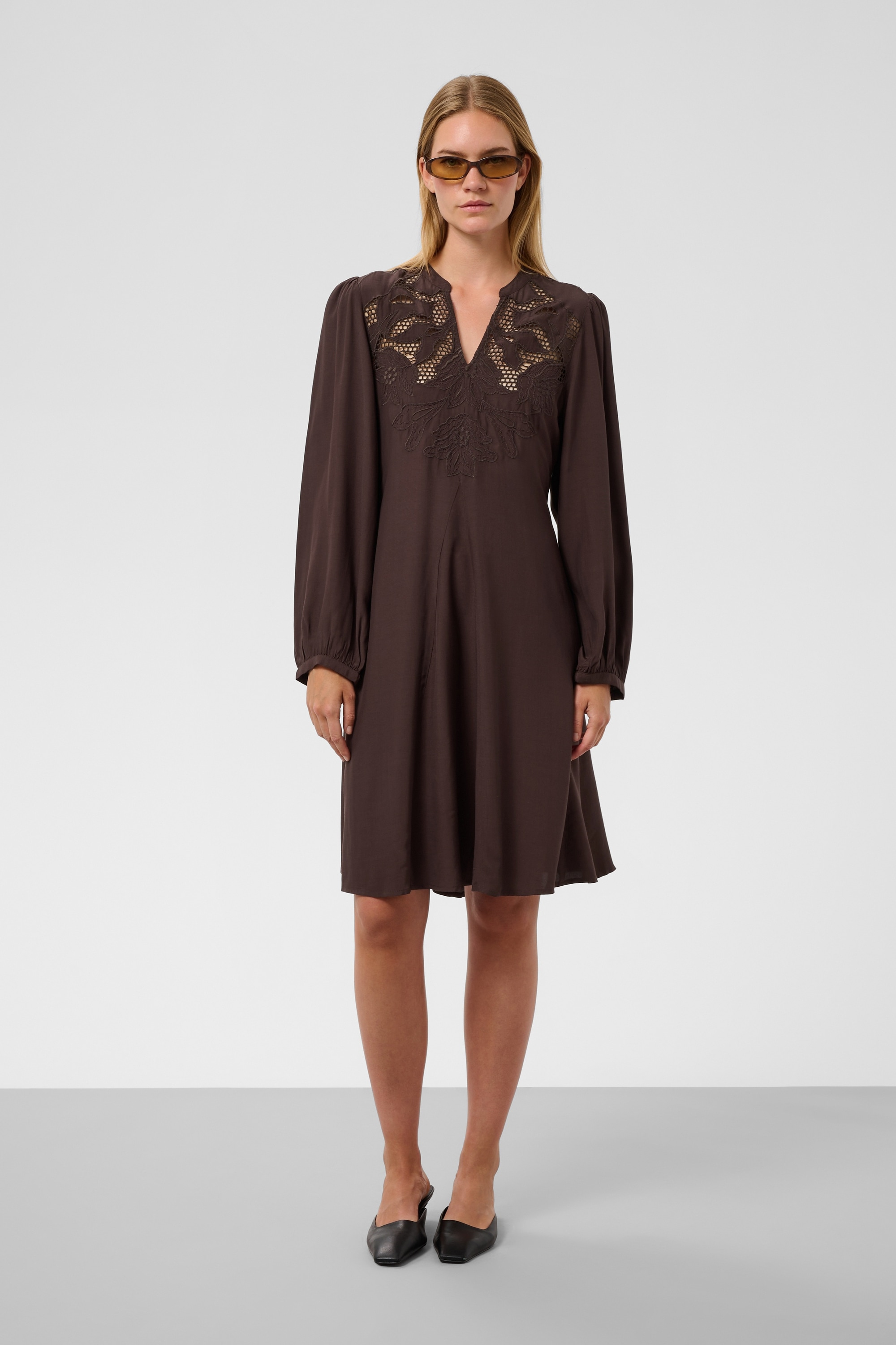 SOAKED IN LUXURY Midikleid »Damen Kleid SLLantana«