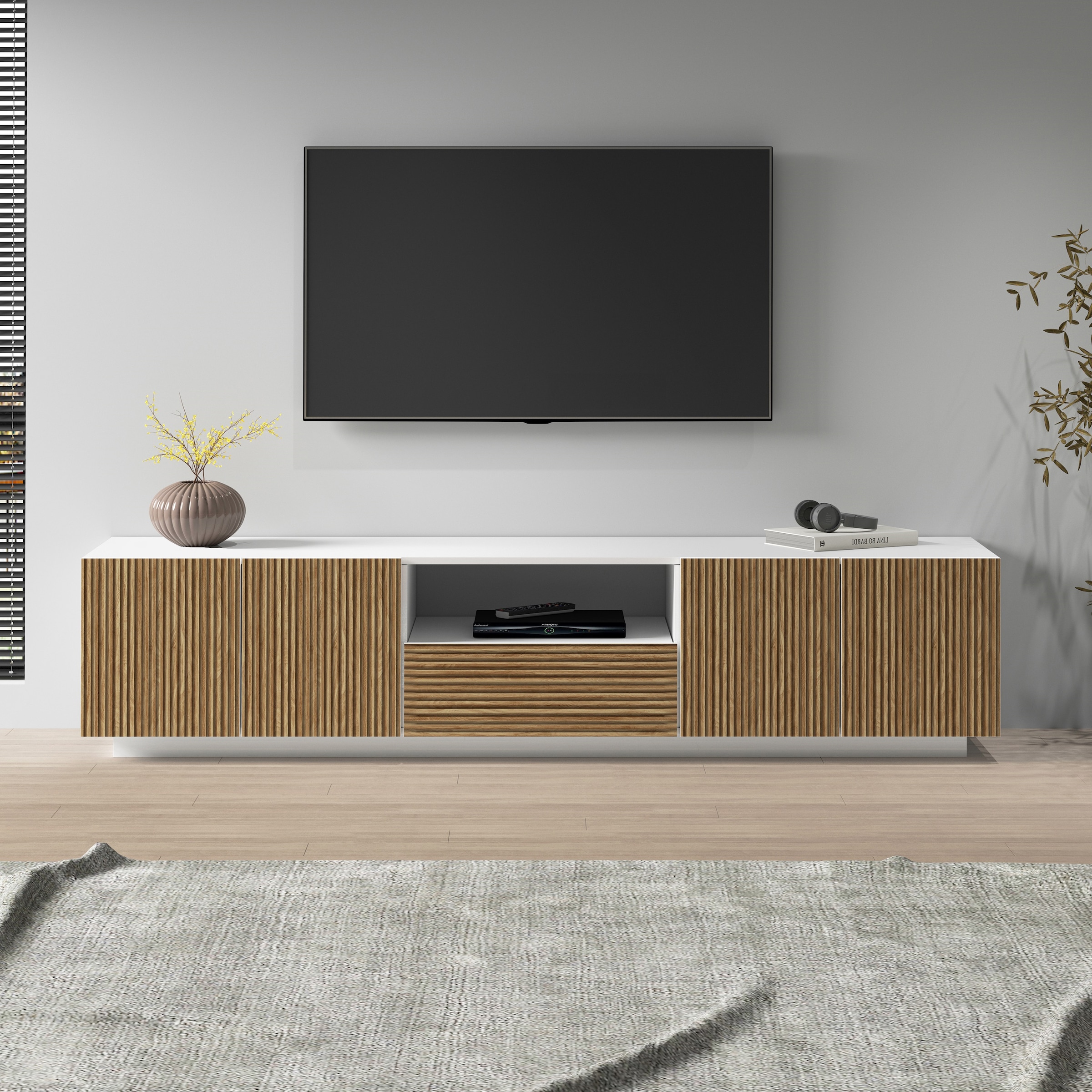 INOSIGN Lowboard »Vega,Lowboard,TV Board,TV Schrank,220 cm«, mit 4 Türen und 1 Schublade,Fronten mit Rillen-Optik