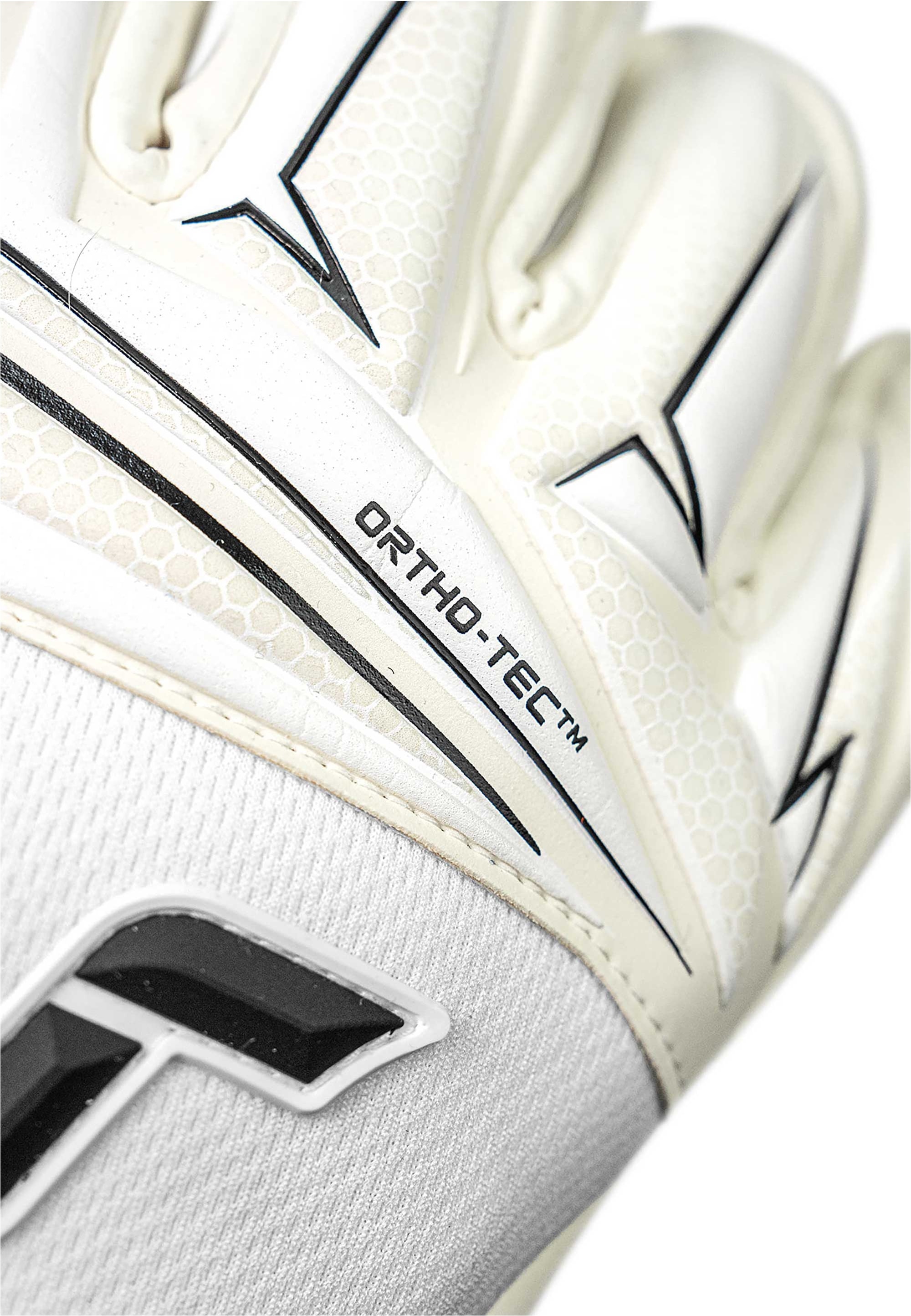 Reusch Torwarthandschuhe »Attrakt Gold X Ortho-Tec« mit integriertem Fingerschutz