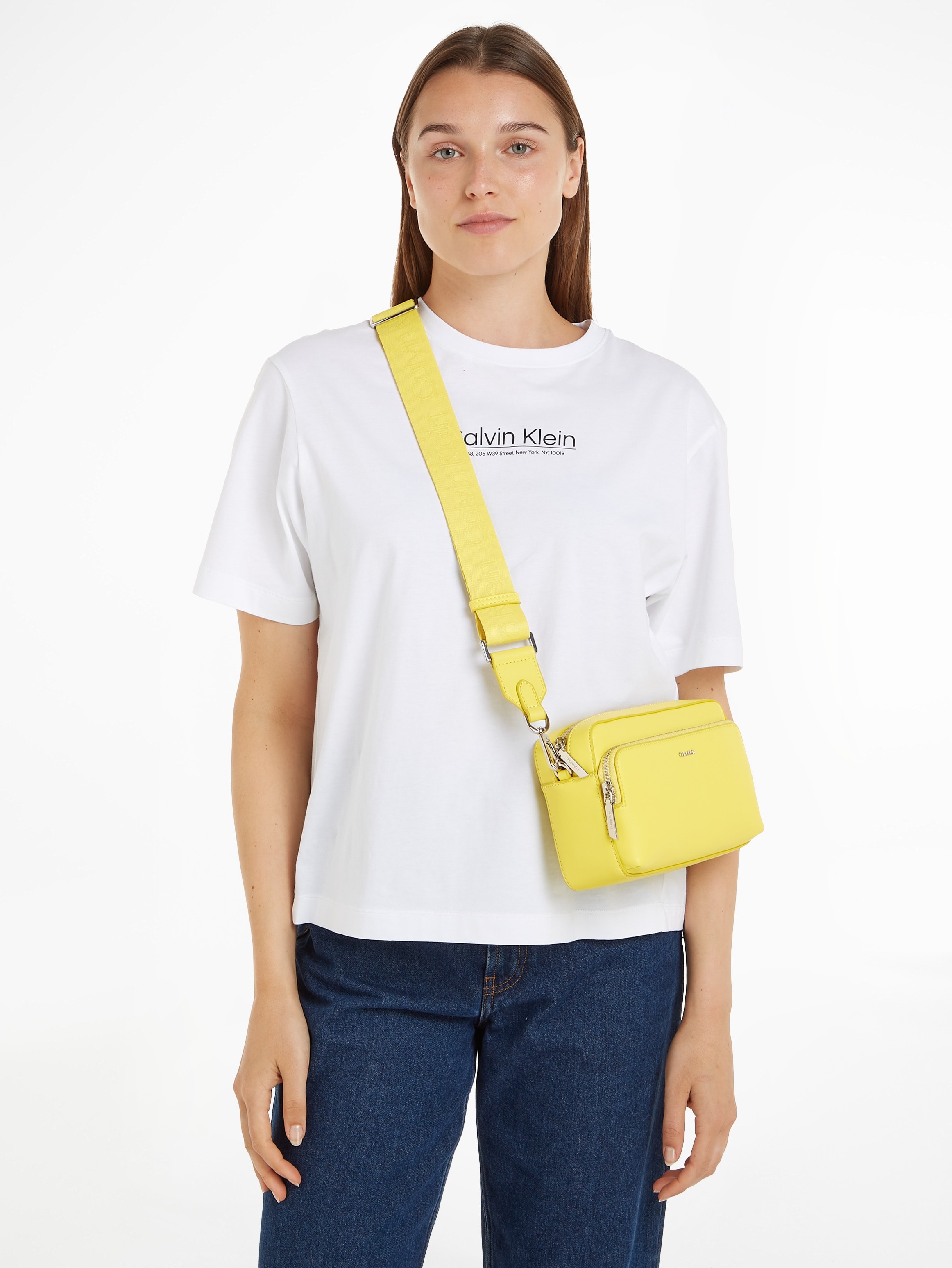 Calvin Klein Mini Bag »CK MUST CAMERA BAG«, Handtasche Damen Tasche Damen Recycelte Materialien