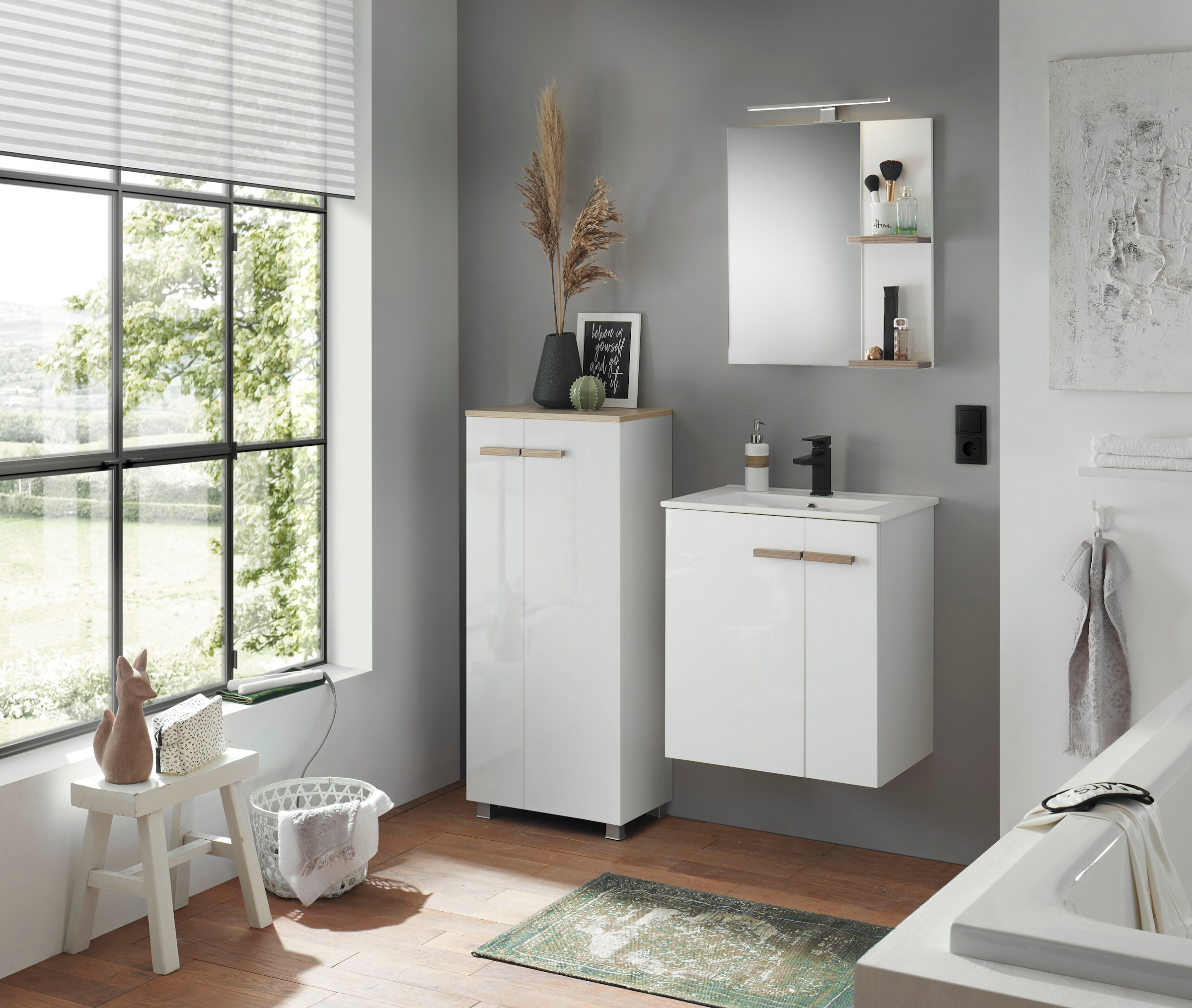 Places of Style Badspiegel »SOLiD, Spiegel im modernen Design, Wandspiegel«, in zwei Farben verfügbar, zwei Ablageböden, Aufbauleuchte
