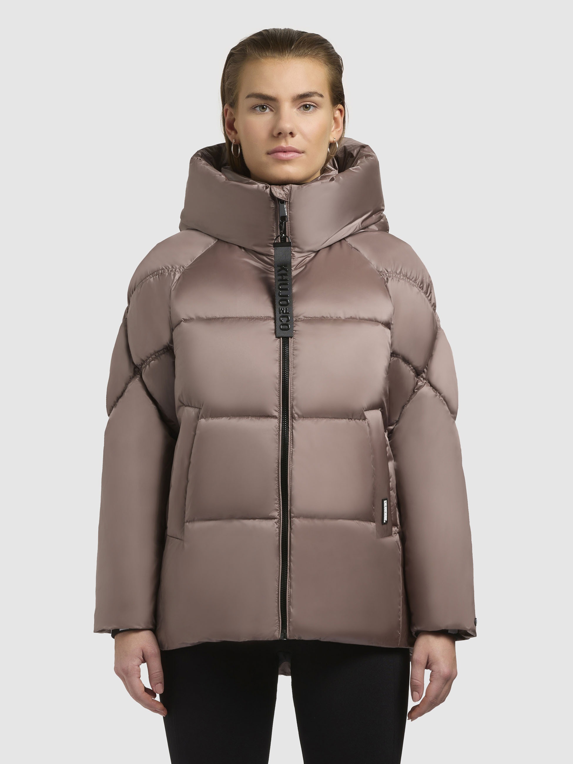 khujo Steppjacke »ISETT«, mit Kapuze