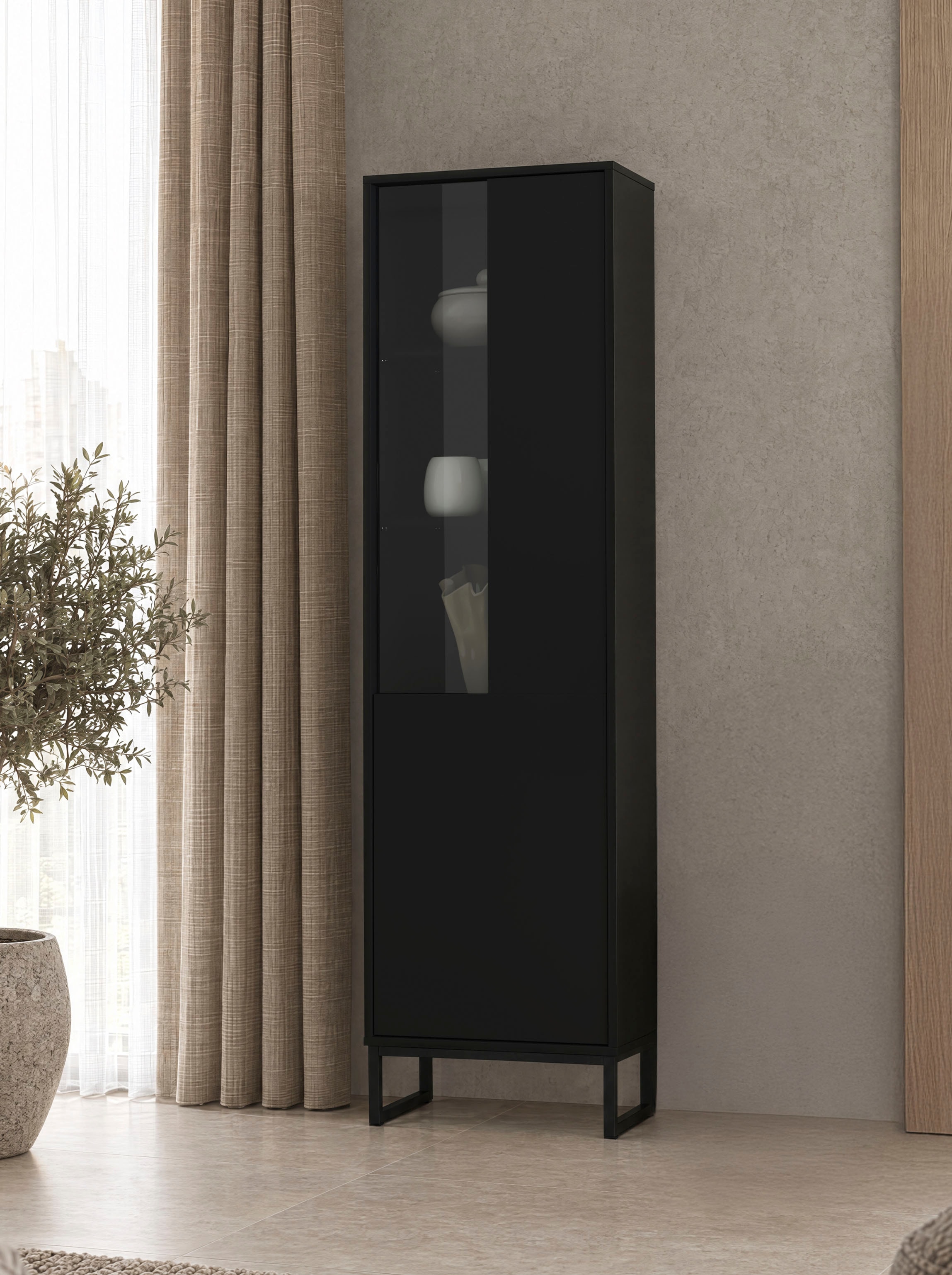 OTTO home Vitrine »Olbia, Höhe 180cm, Standvitrine mit Glastür, Metallkufen, push-to-open« Hochschrank mit viel Stauraum, Glastür, verstellbaren Einlegeböden