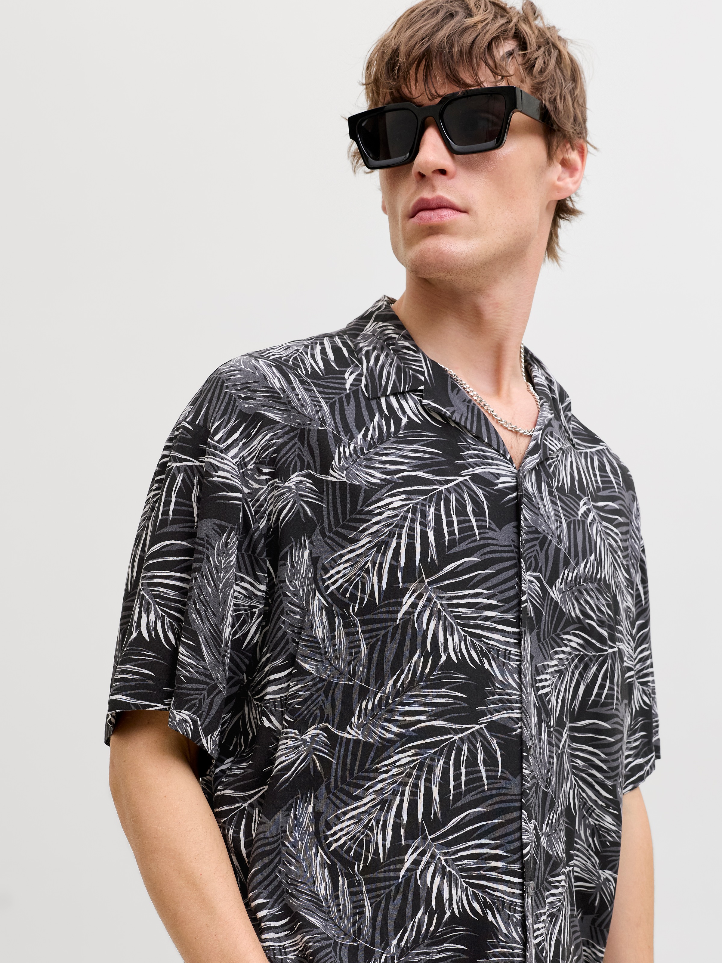 Jack & Jones Kurzarmhemd "JJEJEFF RESORT AOP SHIRT S/S LN" günstig online kaufen